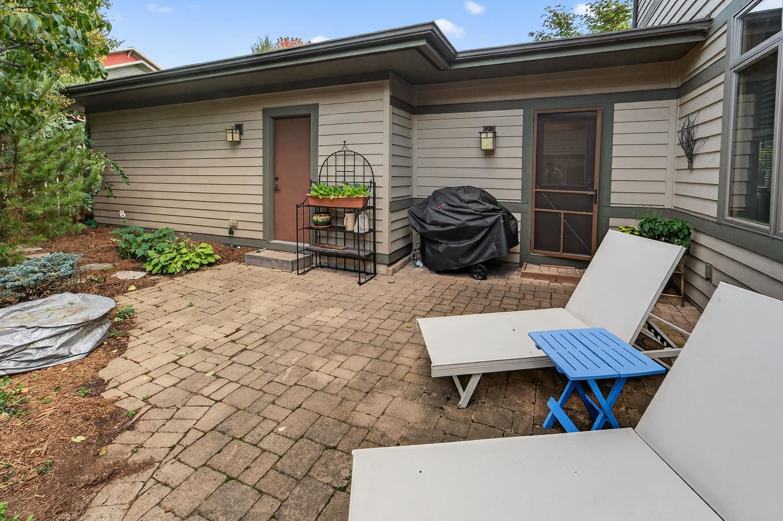 6748 Phil Lewis Way