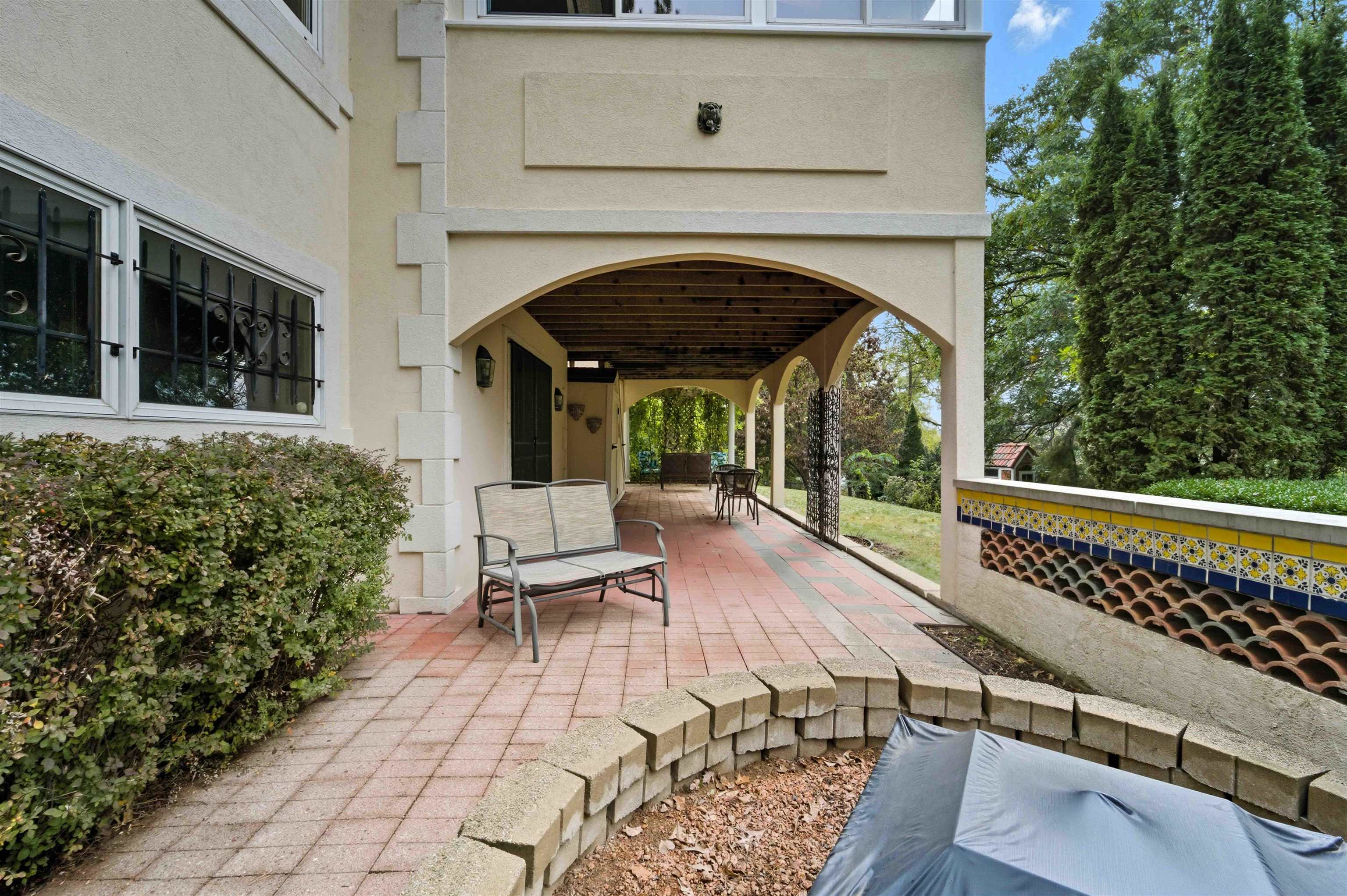 4703 Grandview Court