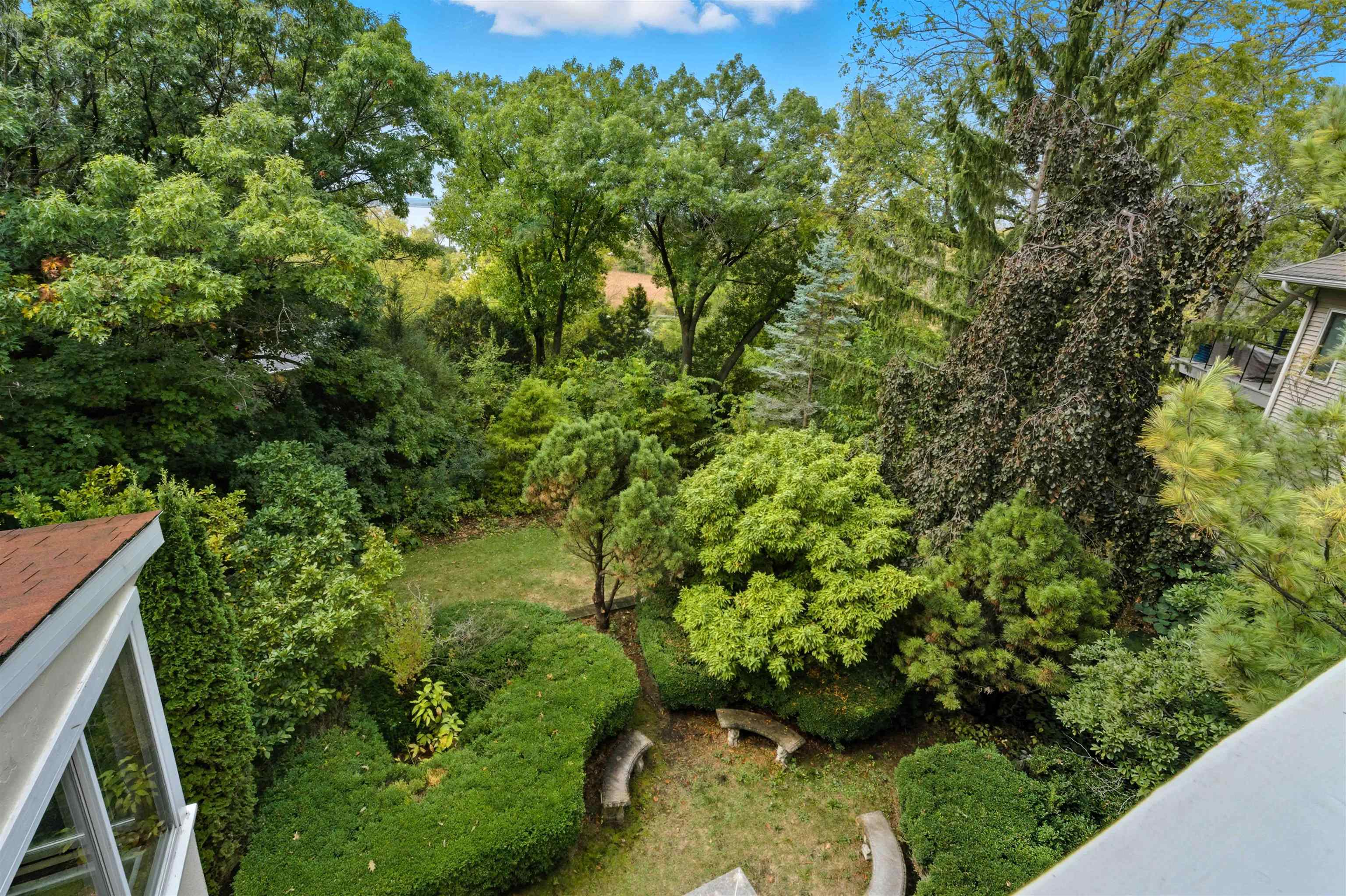 4703 Grandview Court