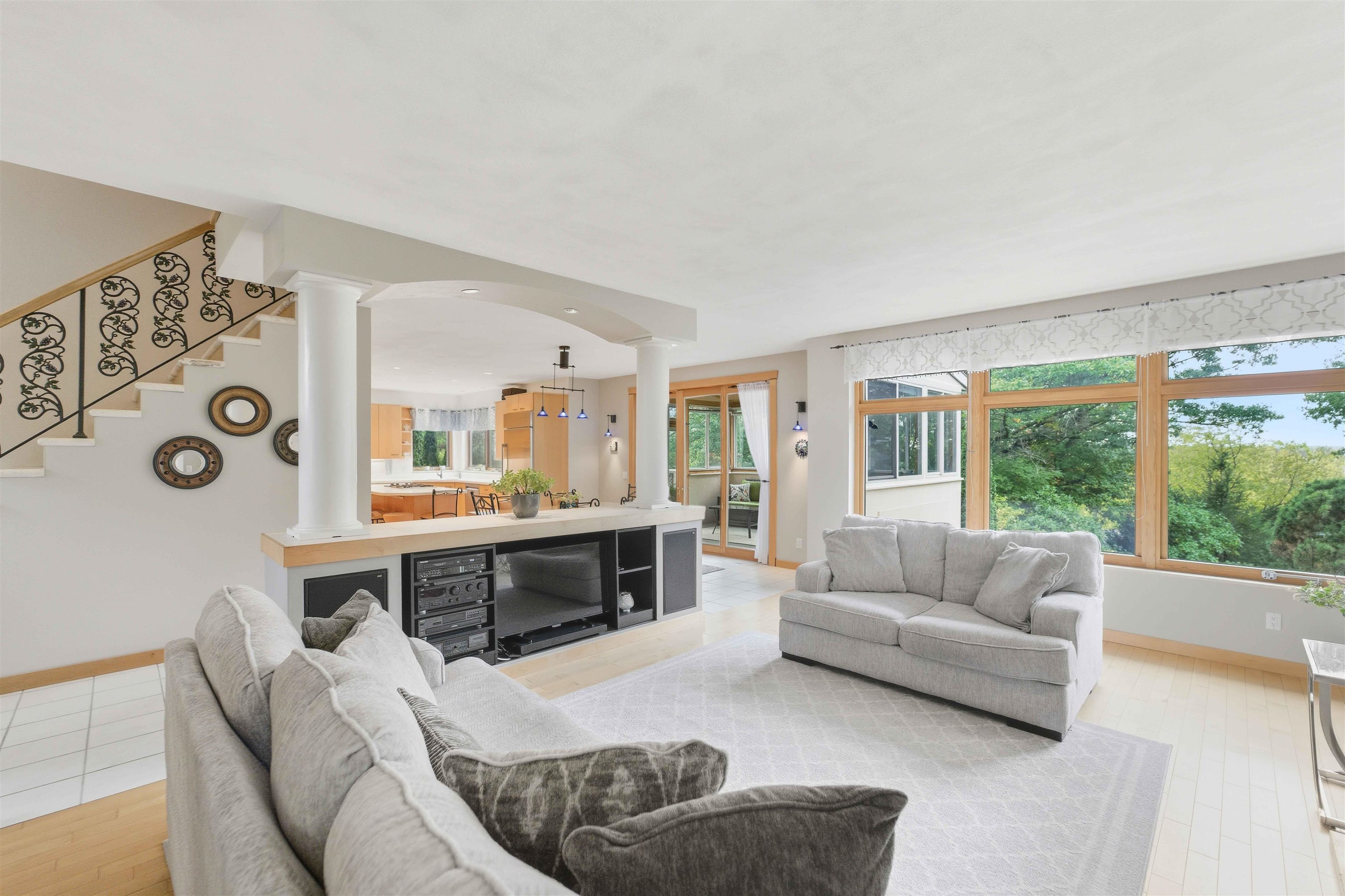 4703 Grandview Court