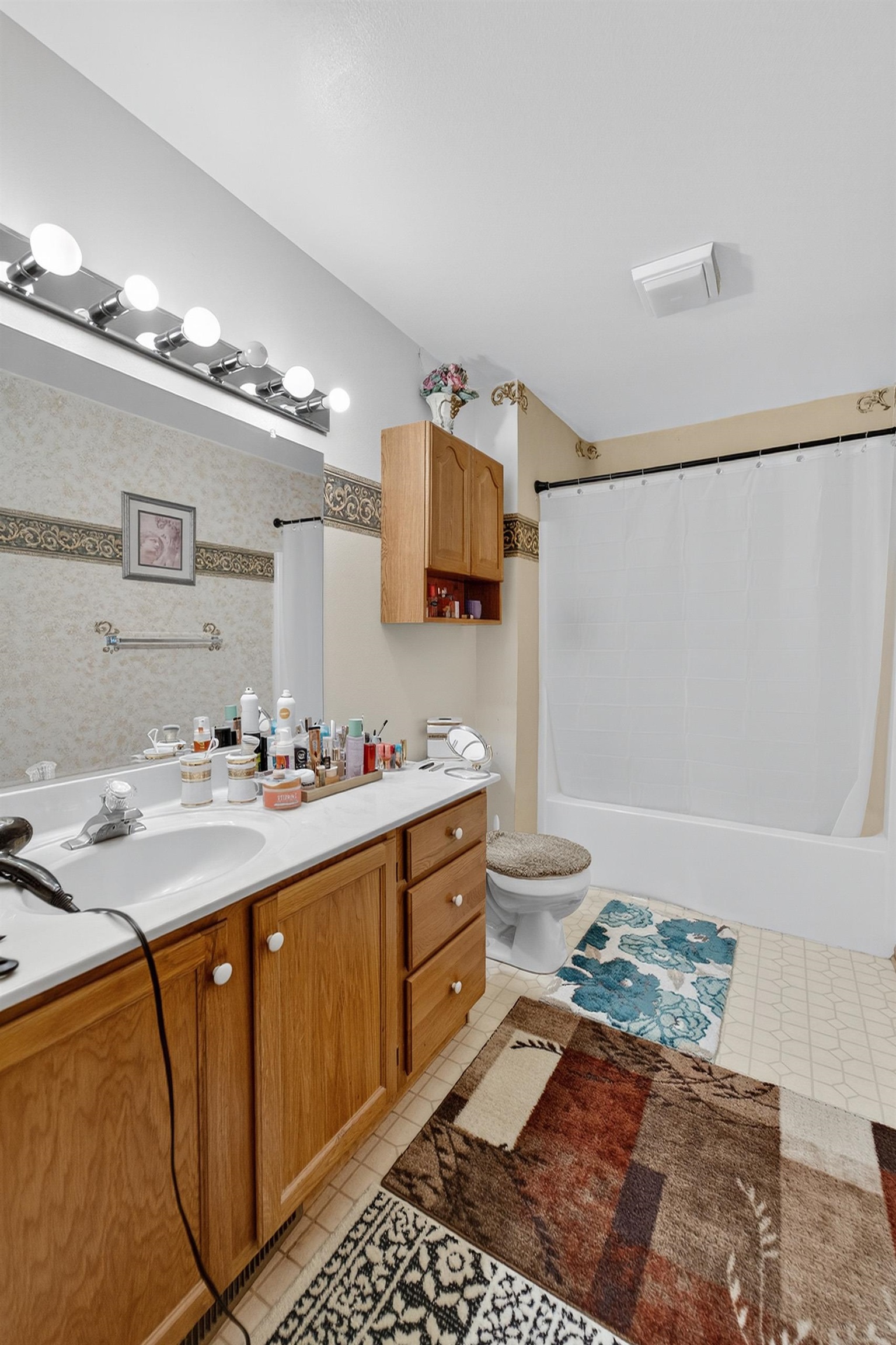 2906-2908 Brian Lane