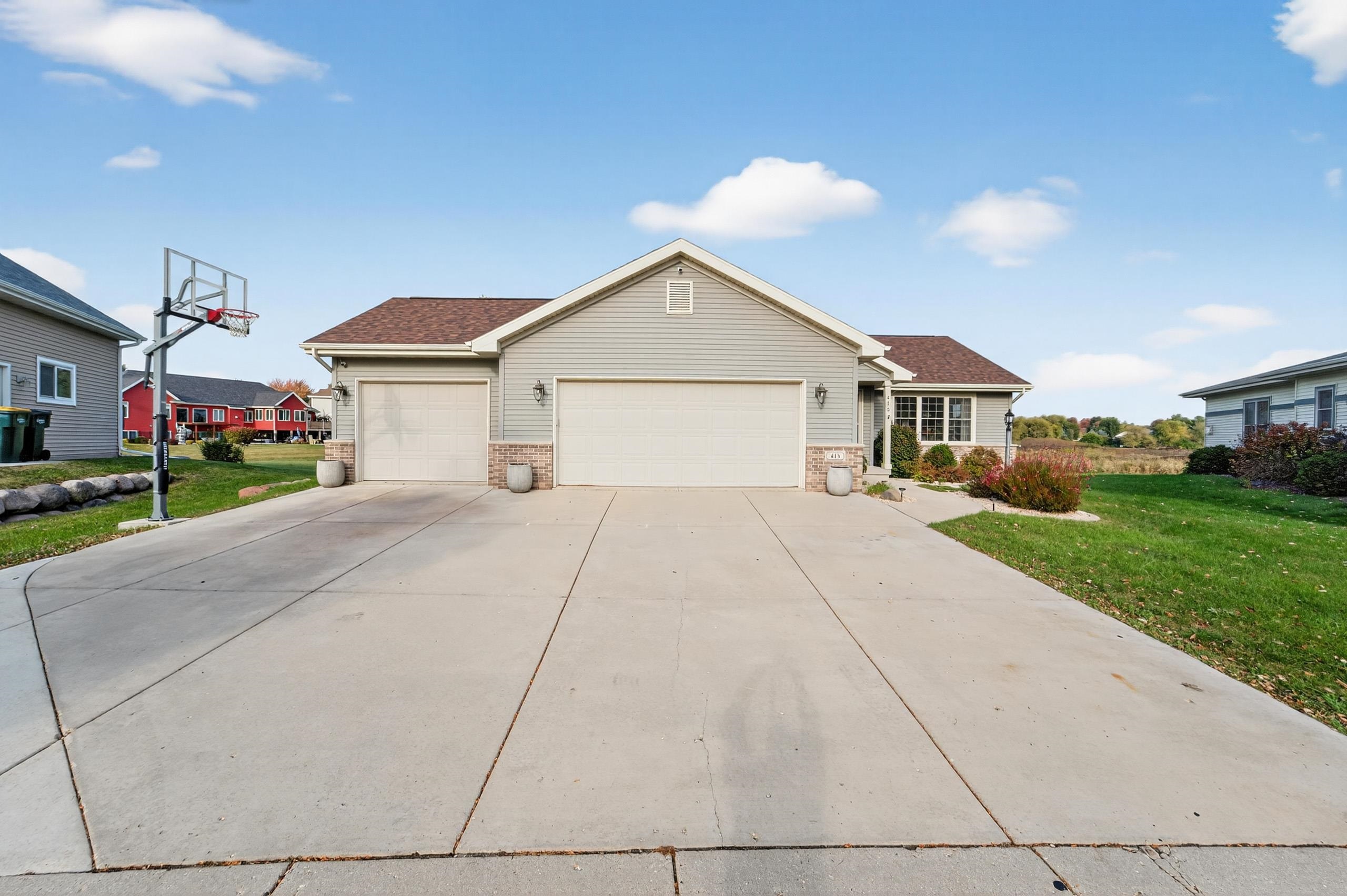 415 Coyle Parkway