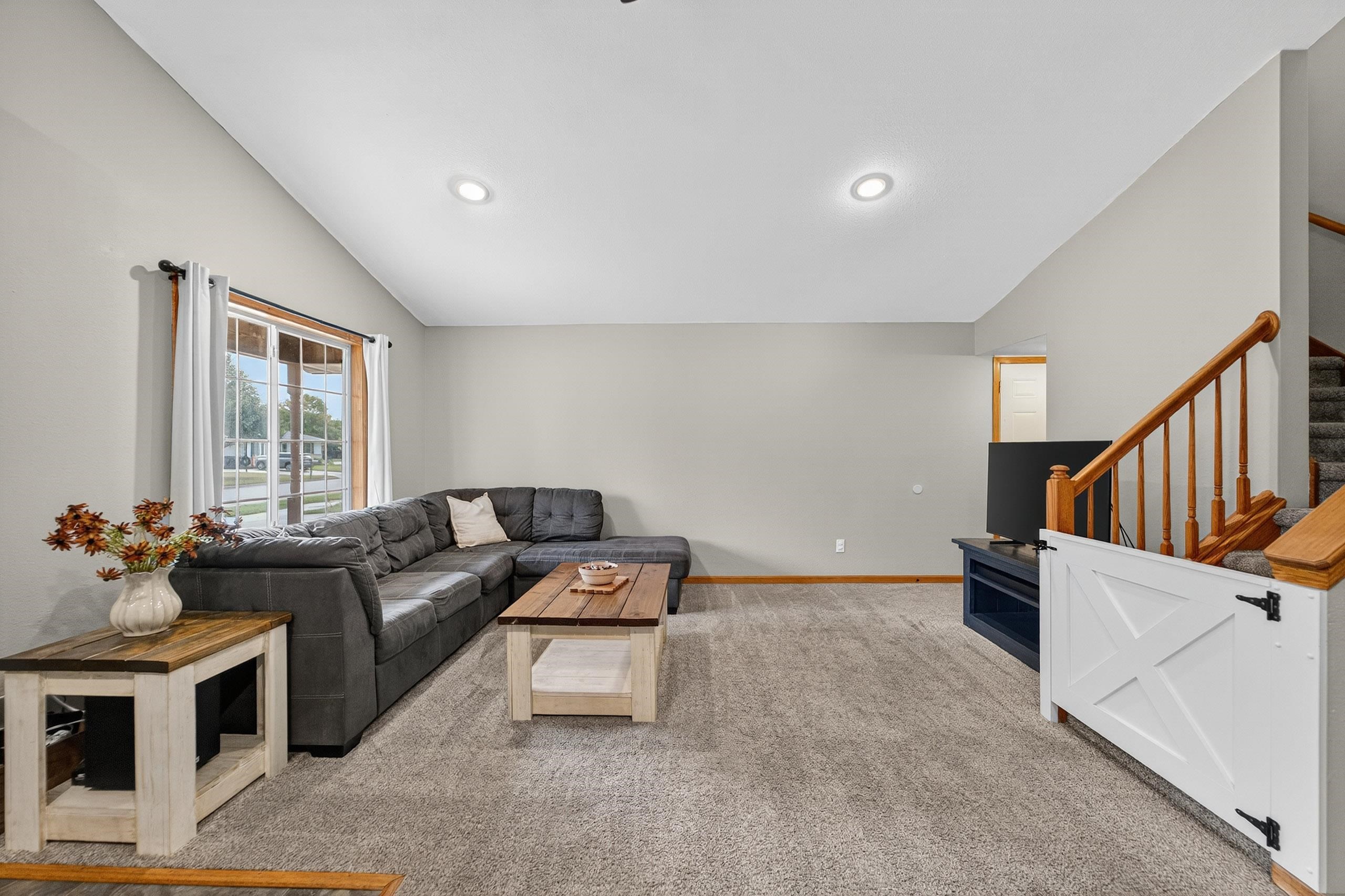 2019 Cottonwood Drive