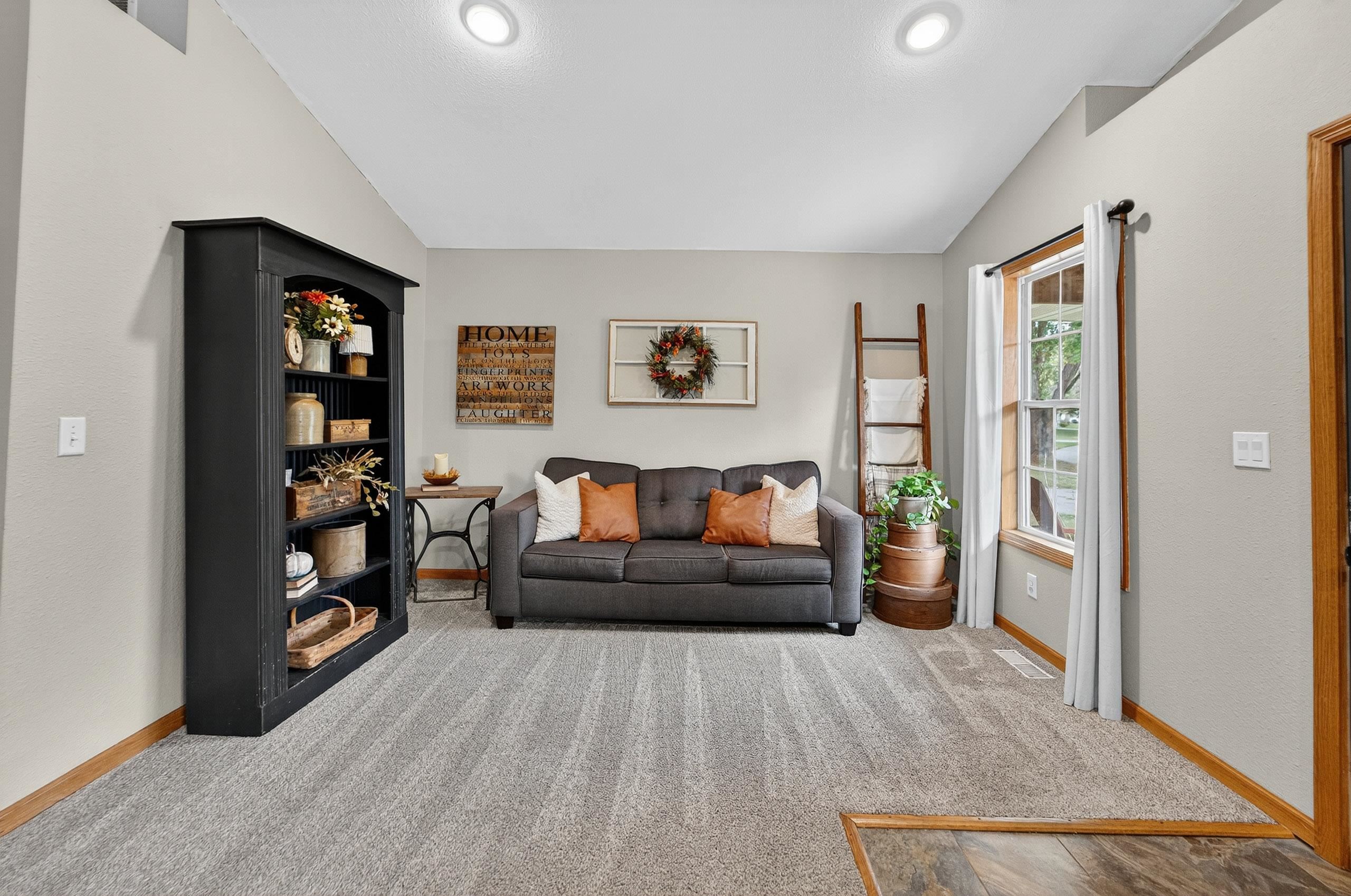 2019 Cottonwood Drive