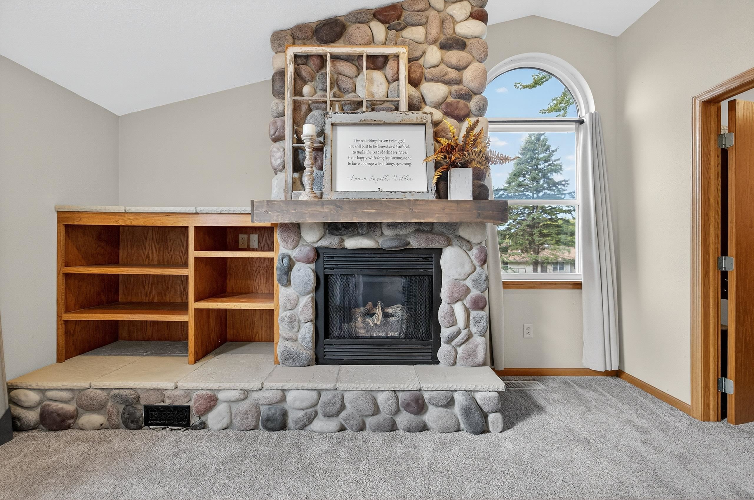 2019 Cottonwood Drive