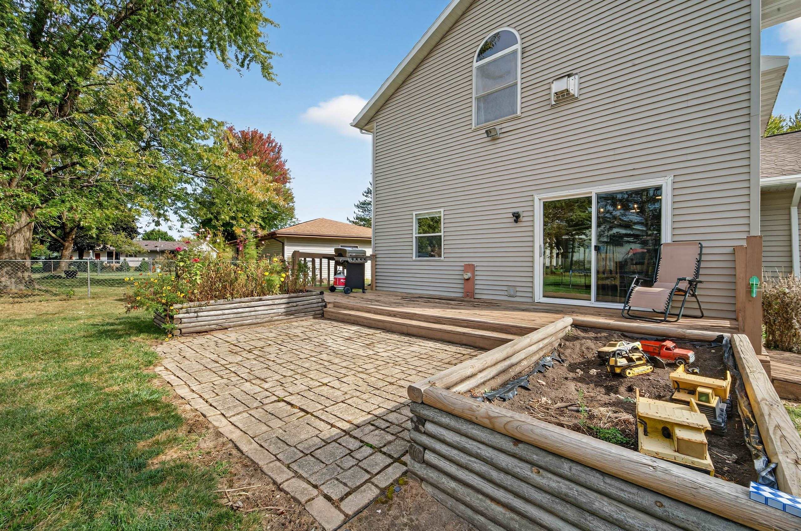 2019 Cottonwood Drive