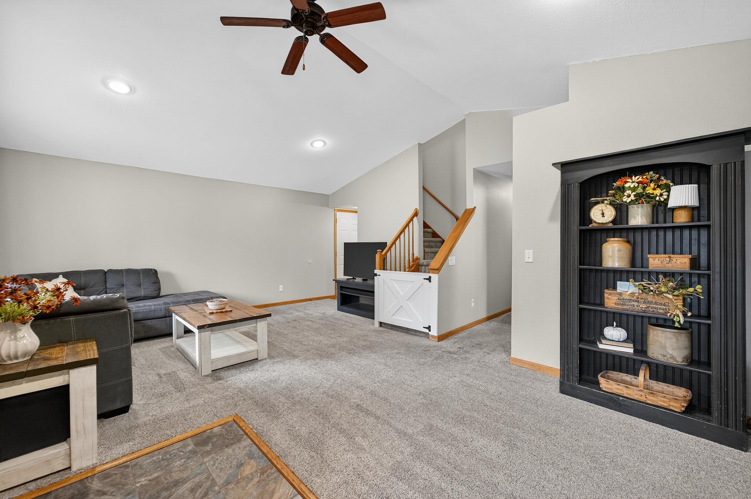 2019 Cottonwood Drive
