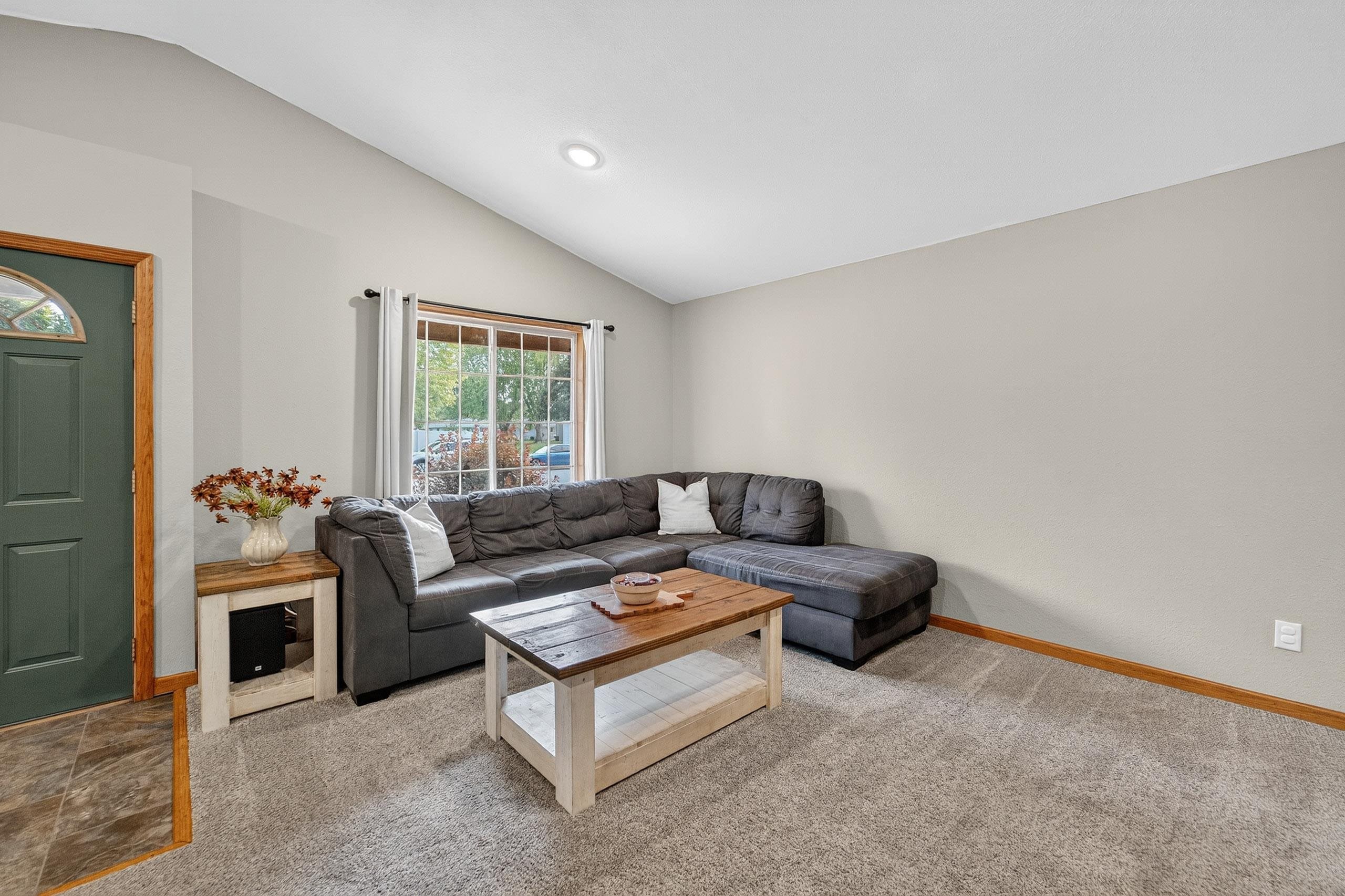 2019 Cottonwood Drive