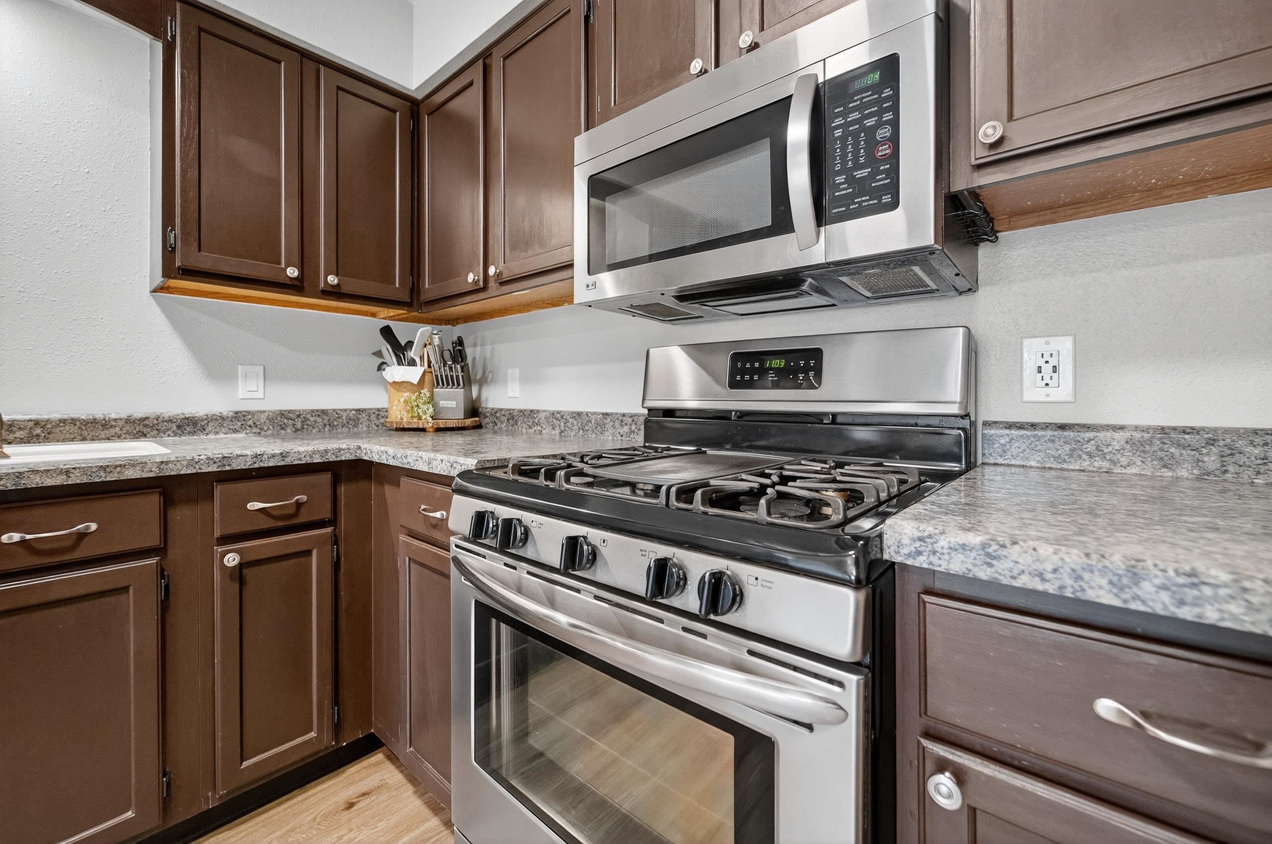 2019 Cottonwood Drive