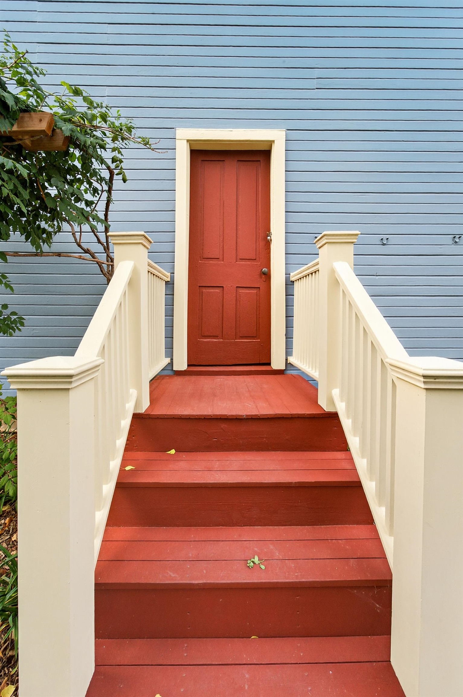 1922 Adams Street
