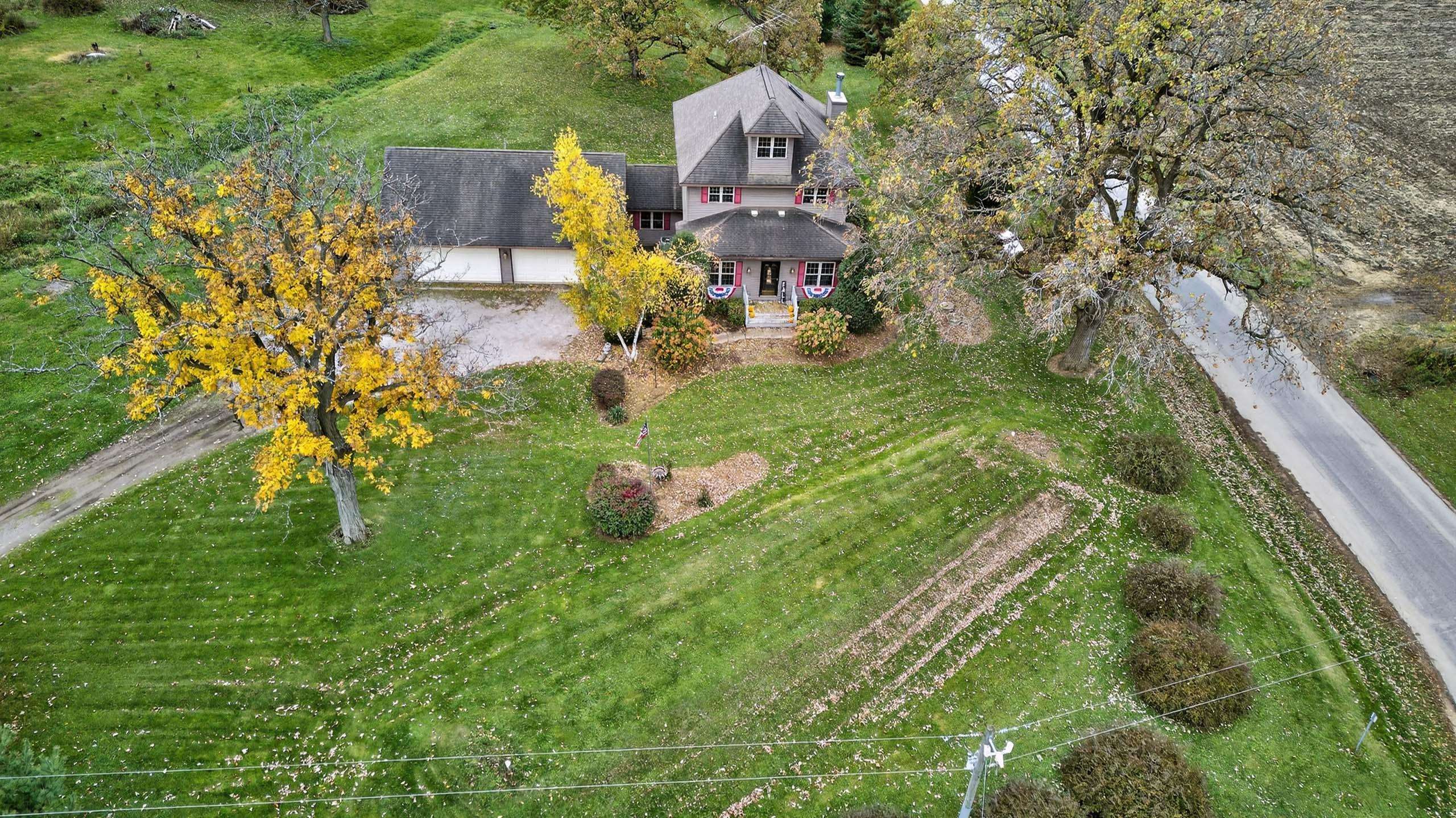 1045 York Center Road
