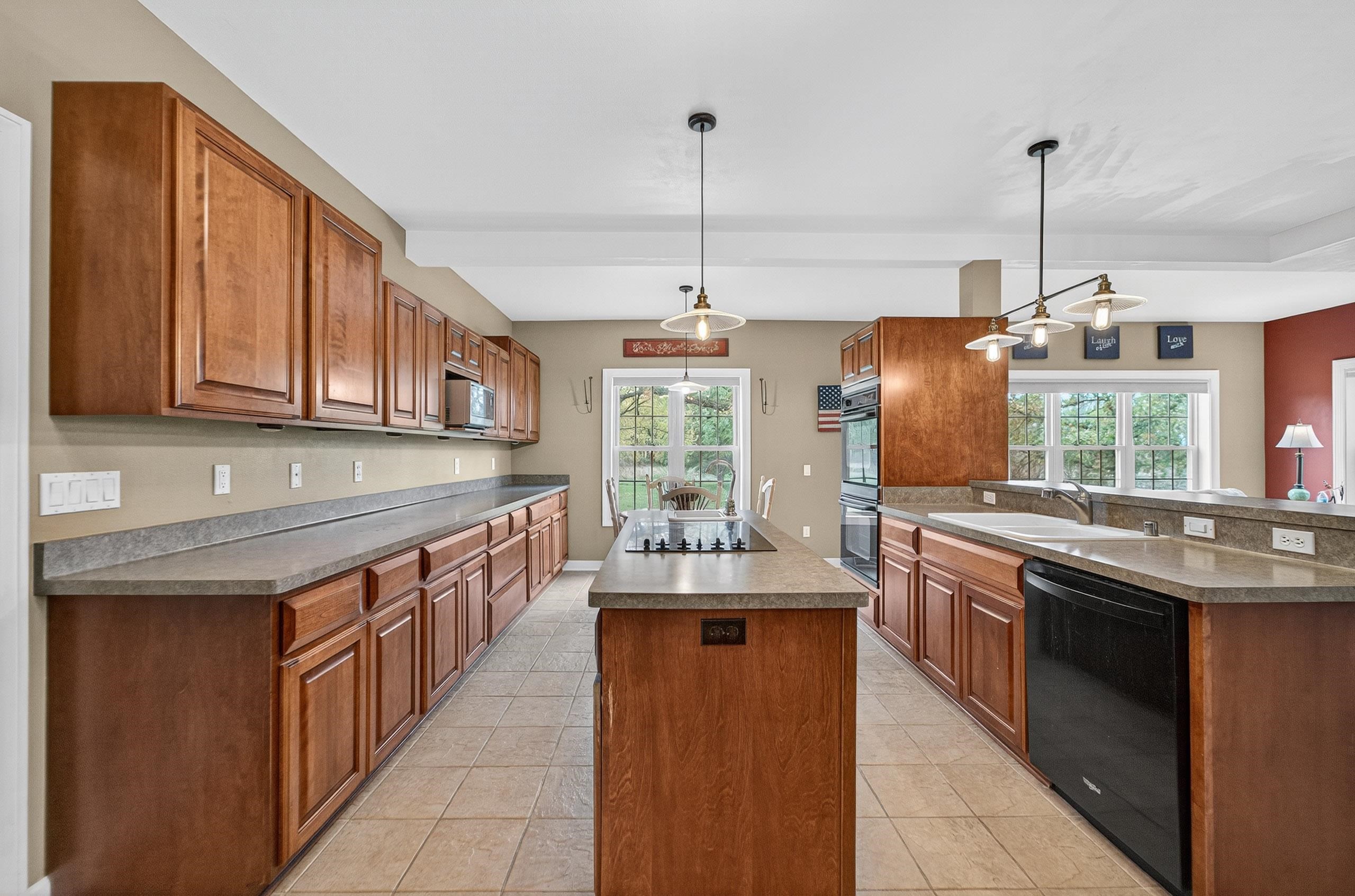 1045 York Center Road