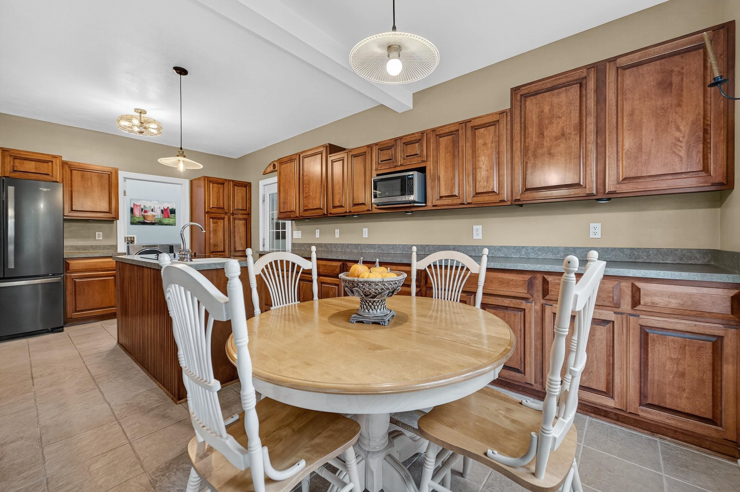 1045 York Center Road