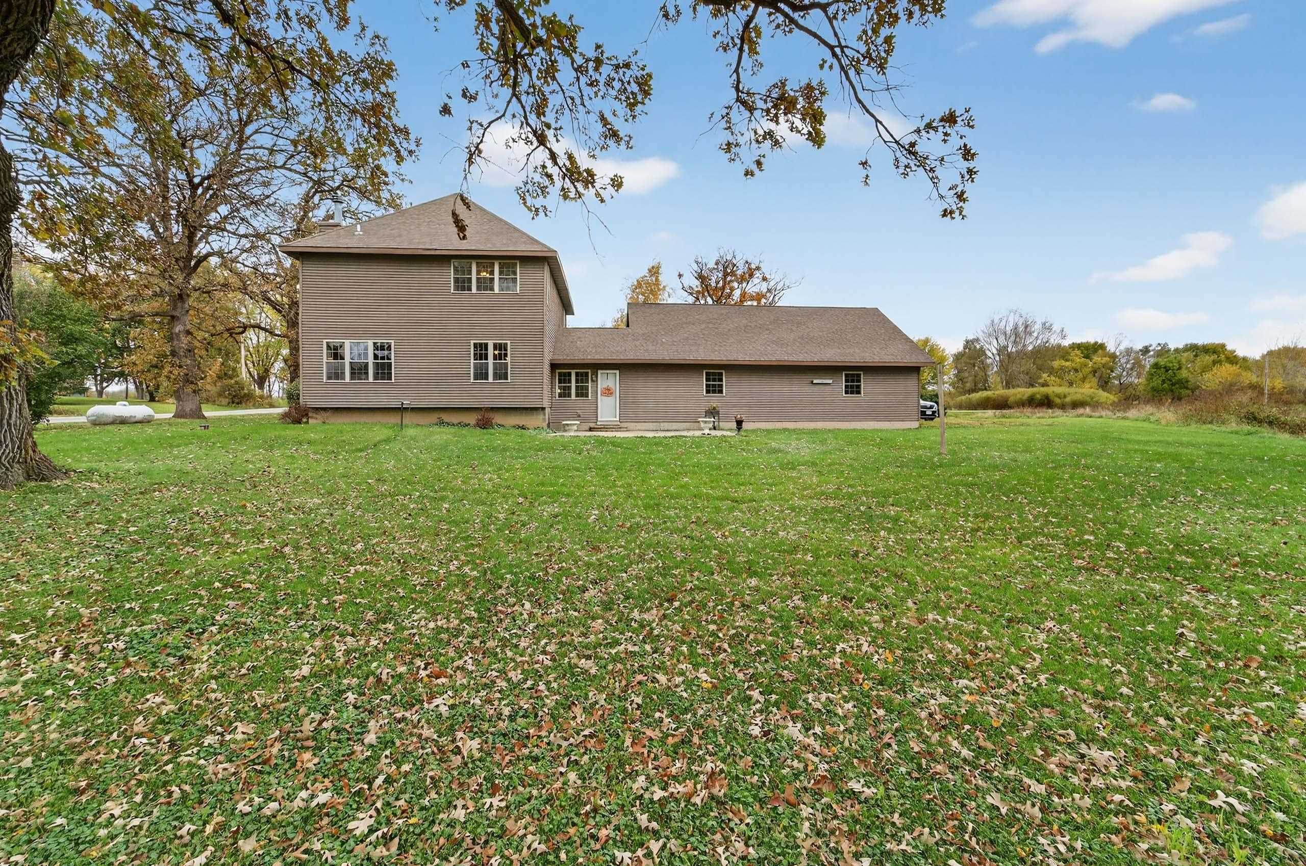 1045 York Center Road