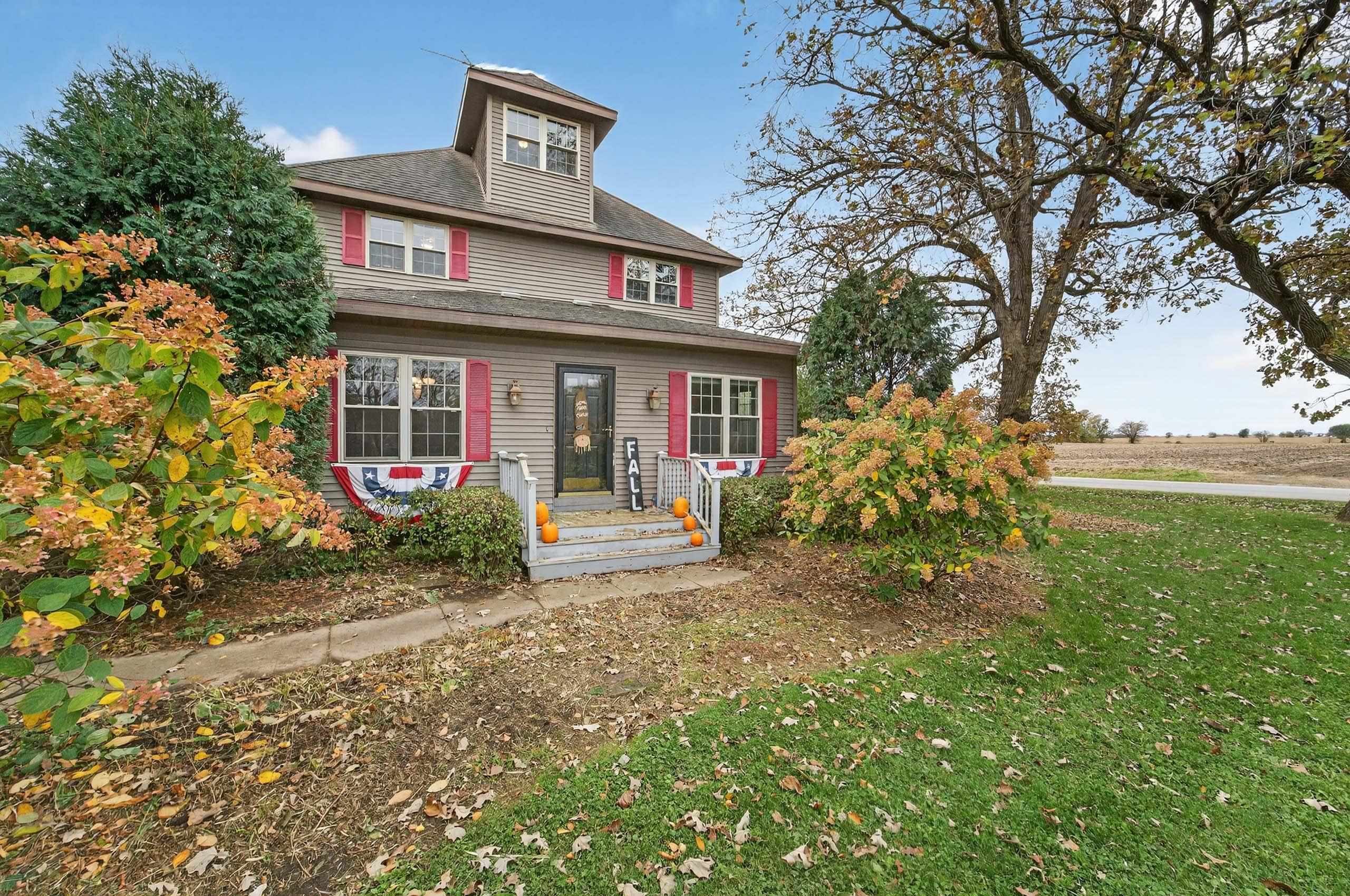 1045 York Center Road