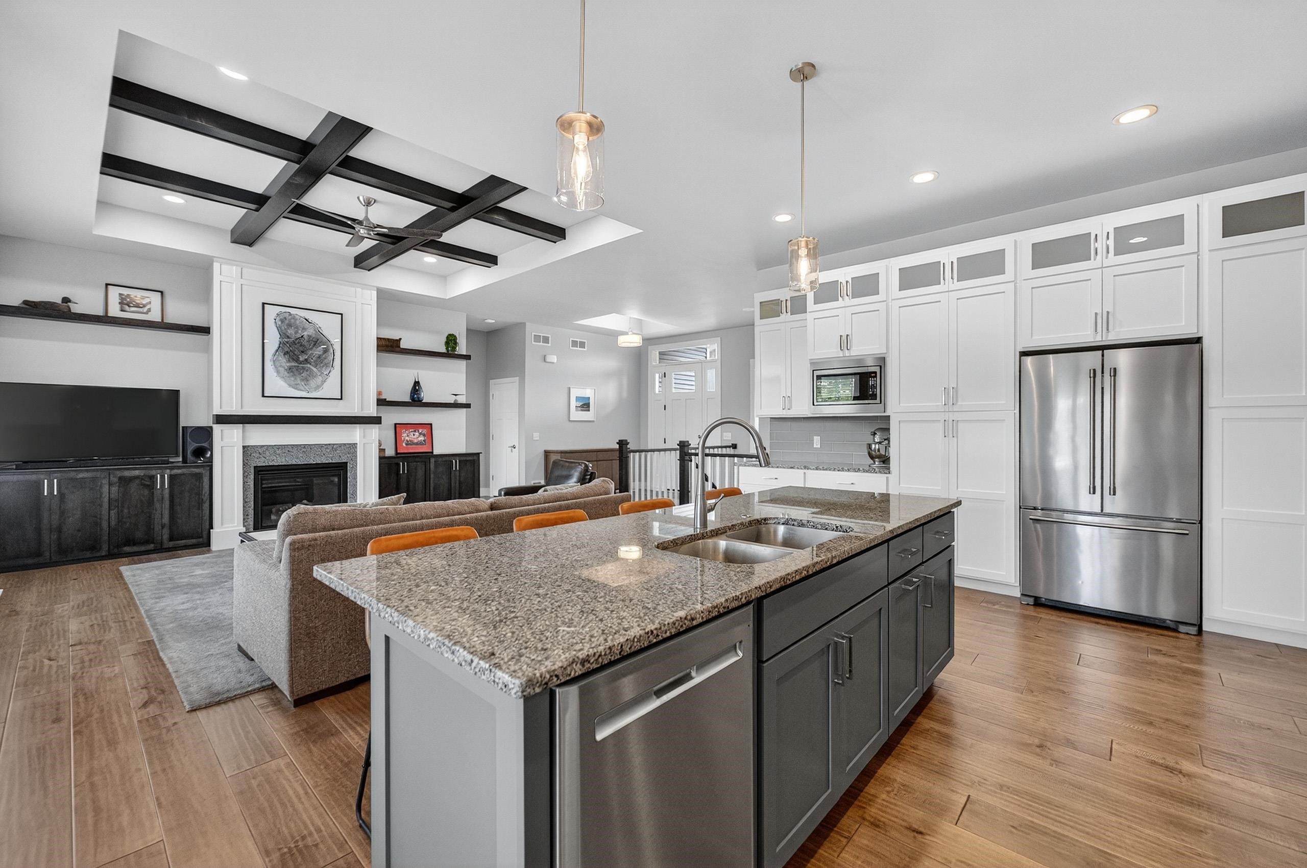 3017 Red Hawk Trail