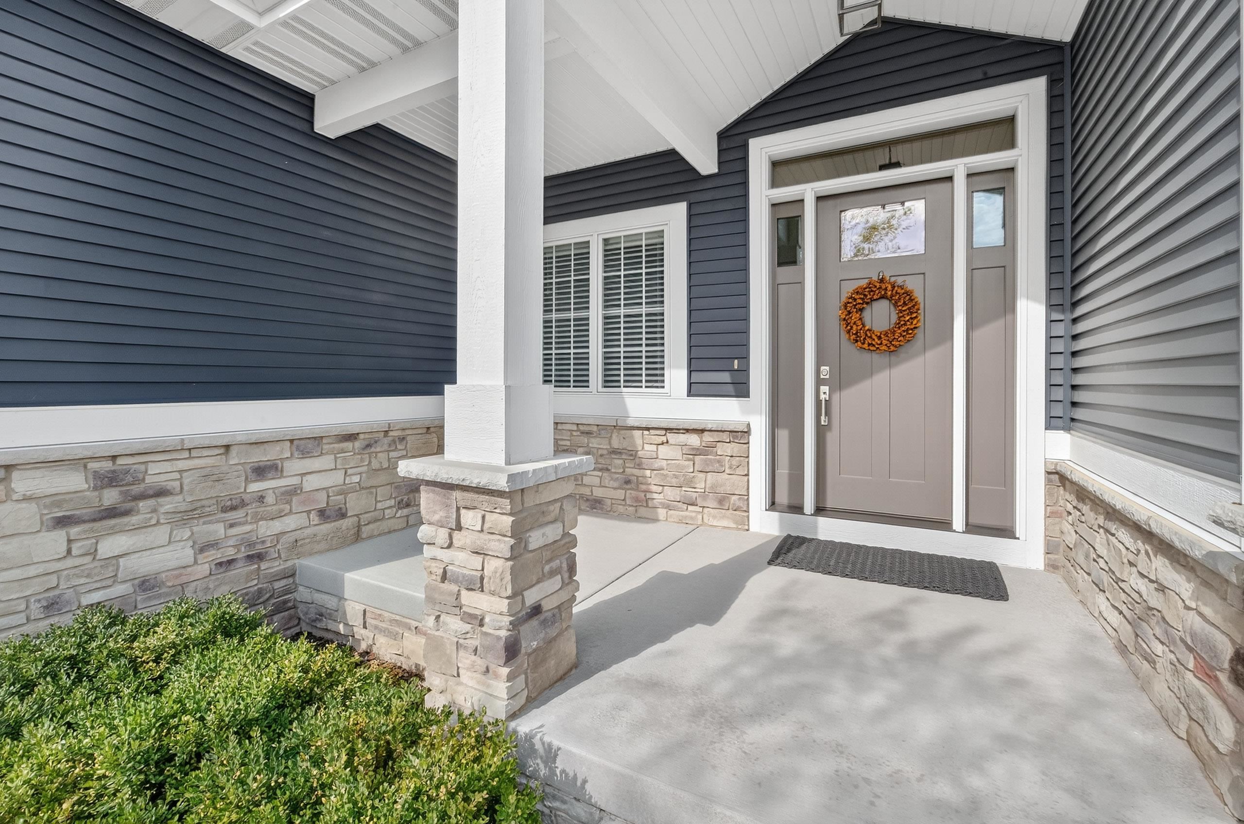3017 Red Hawk Trail