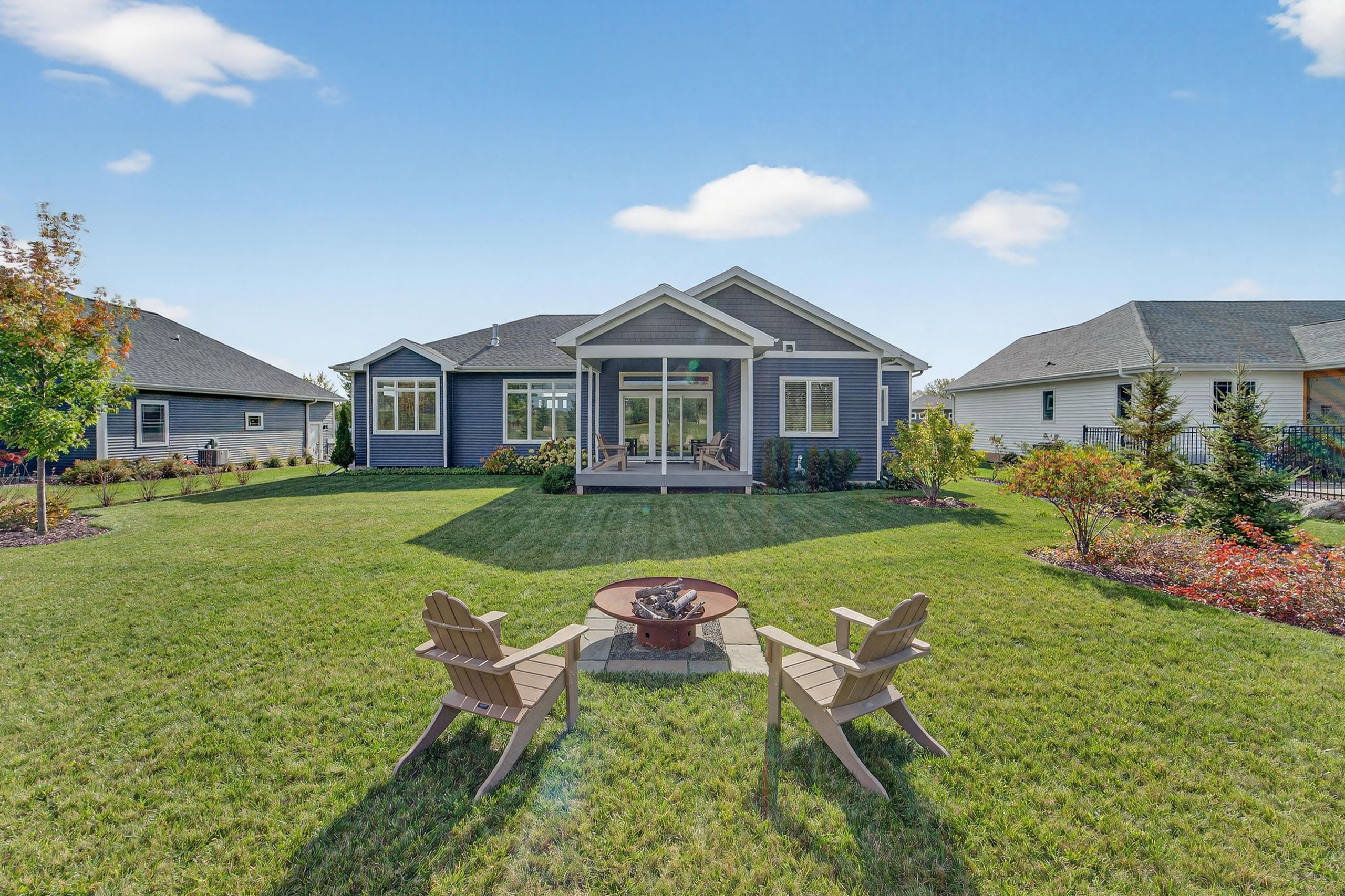 3017 Red Hawk Trail