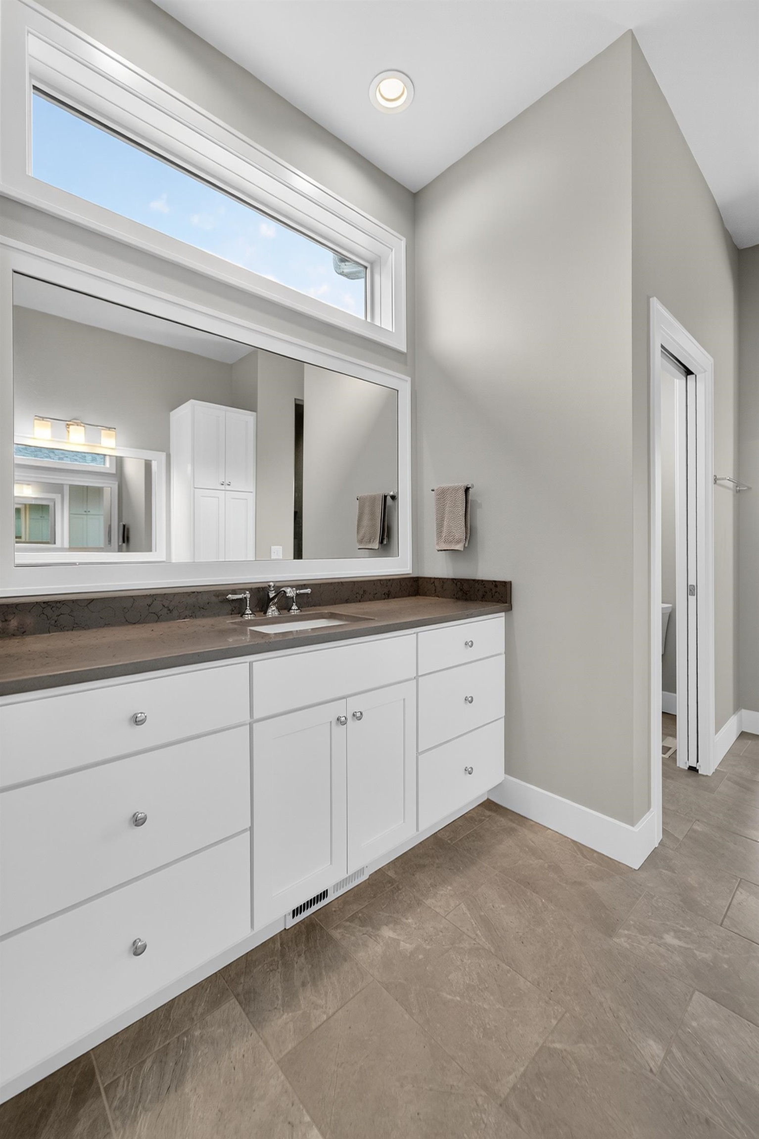 3017 Red Hawk Trail