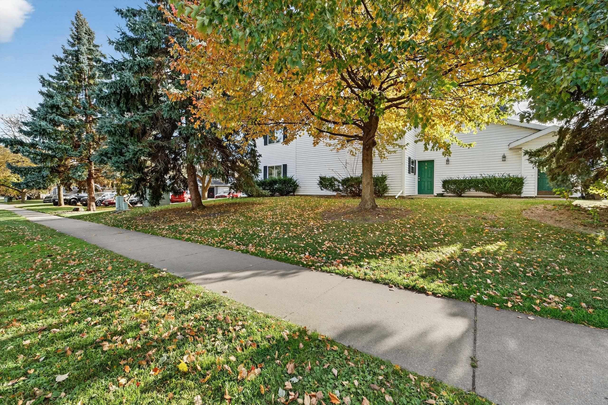2954 King James Way 4