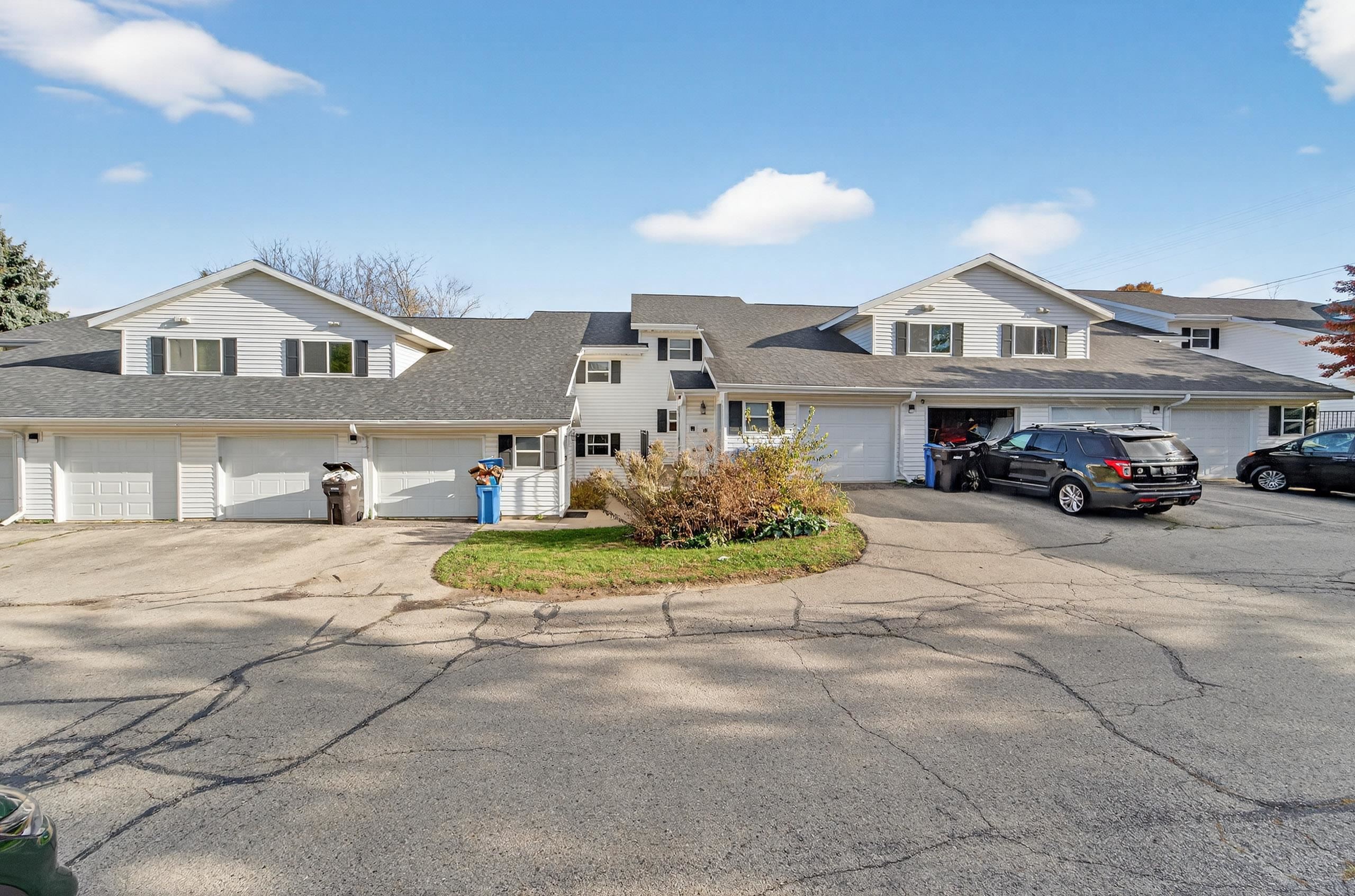 2954 King James Way 4