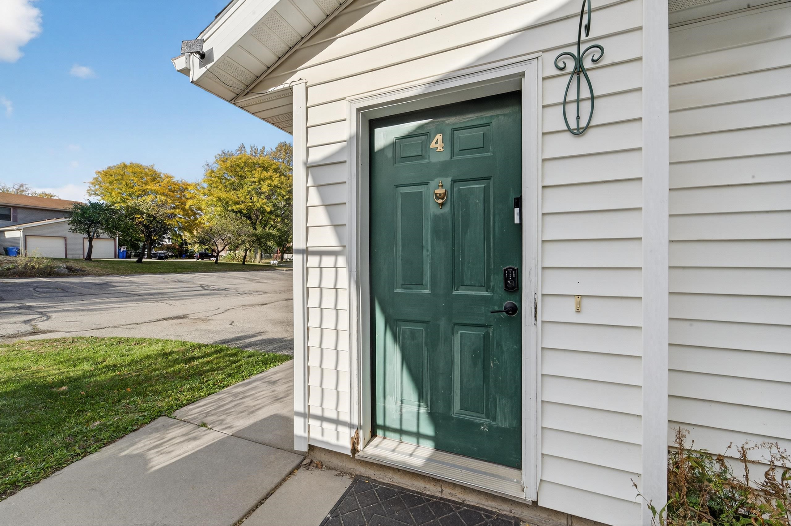 2954 King James Way 4