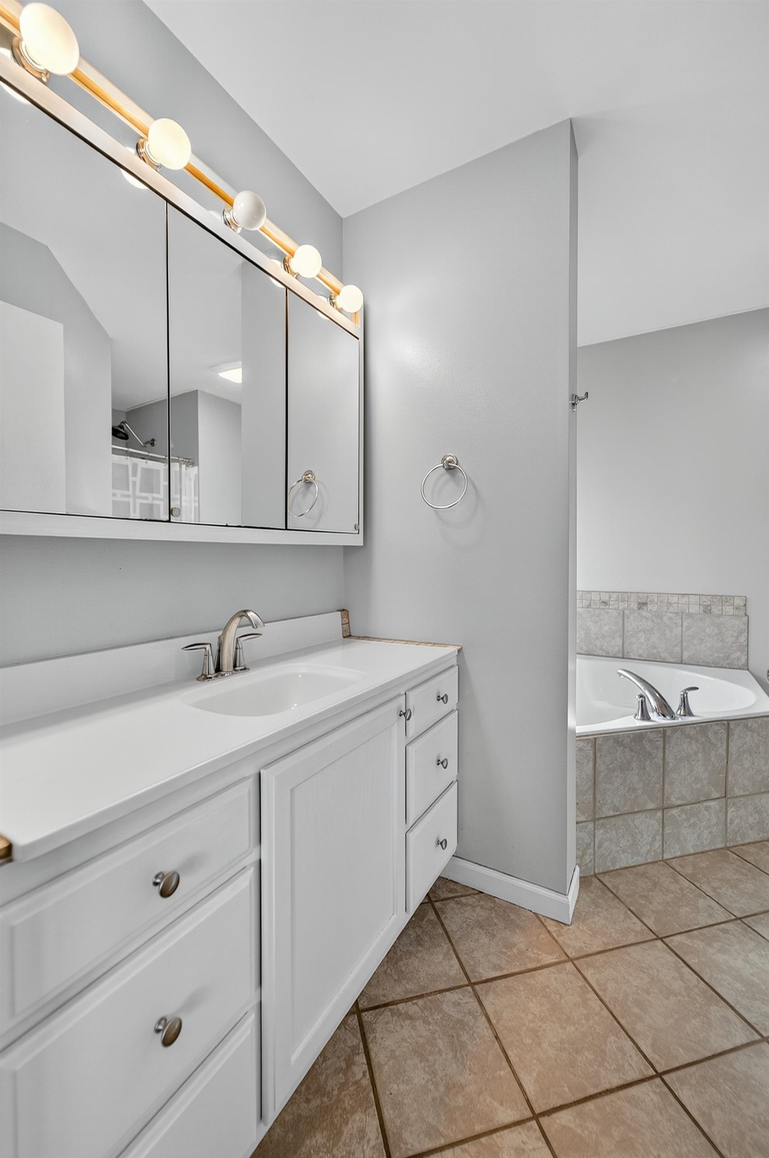 680 Stonehaven Drive