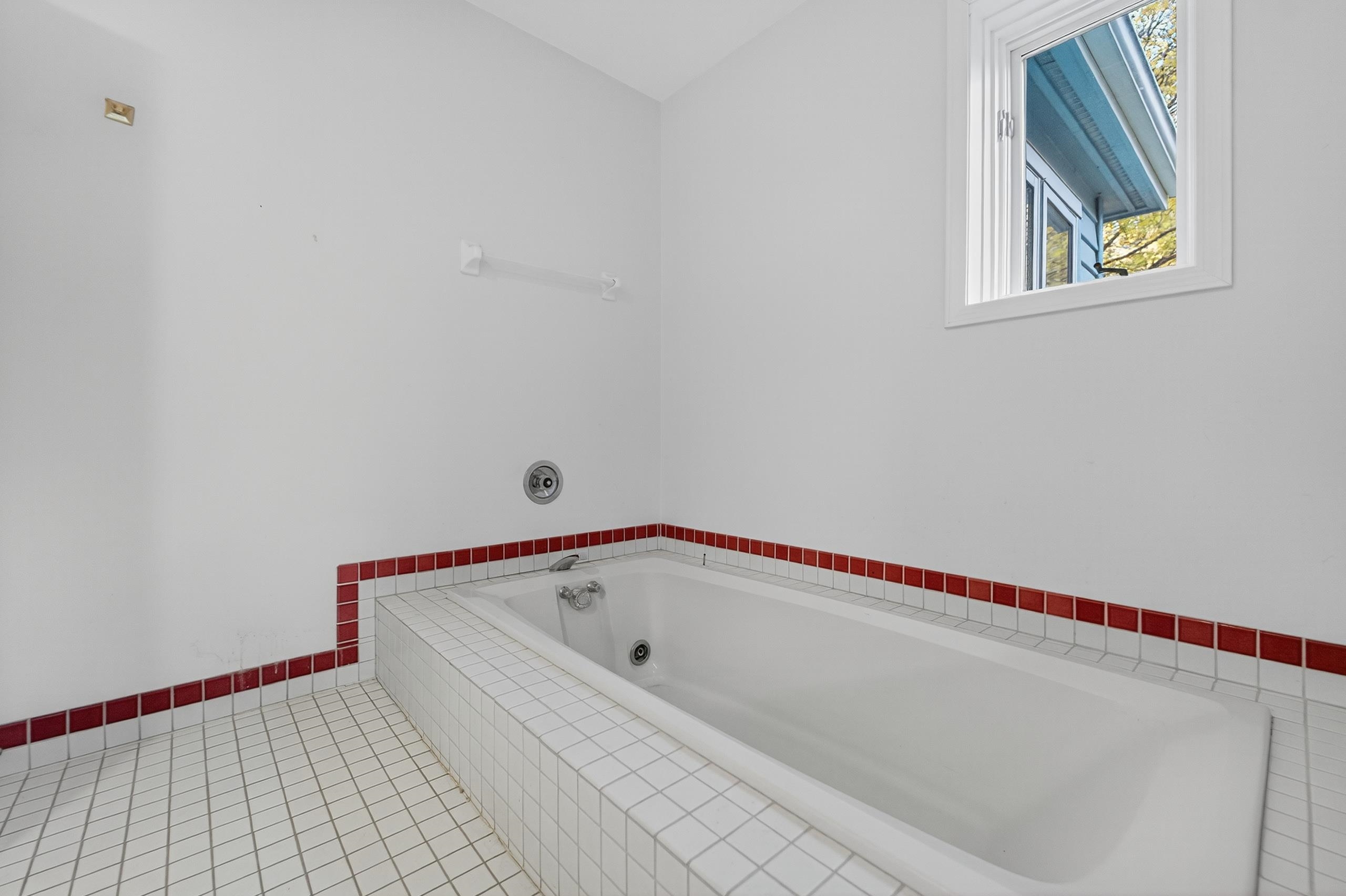 5824 Osmundsen Court