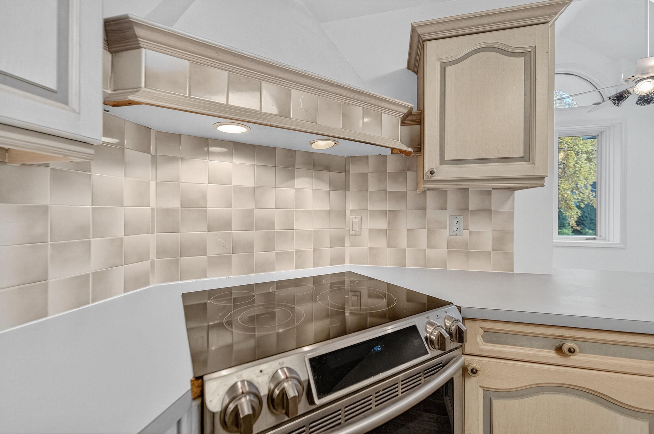 5824 Osmundsen Court