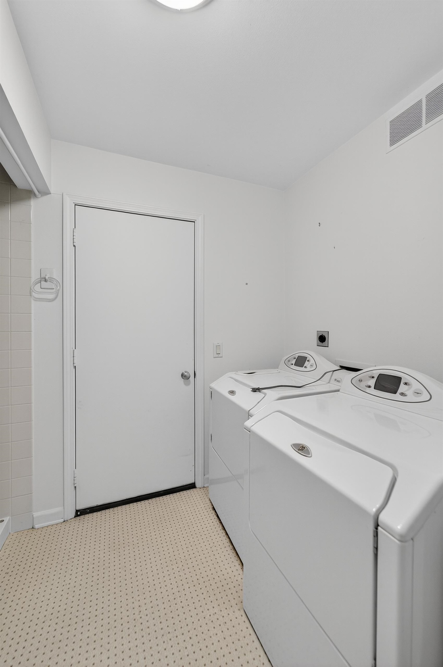 5824 Osmundsen Court