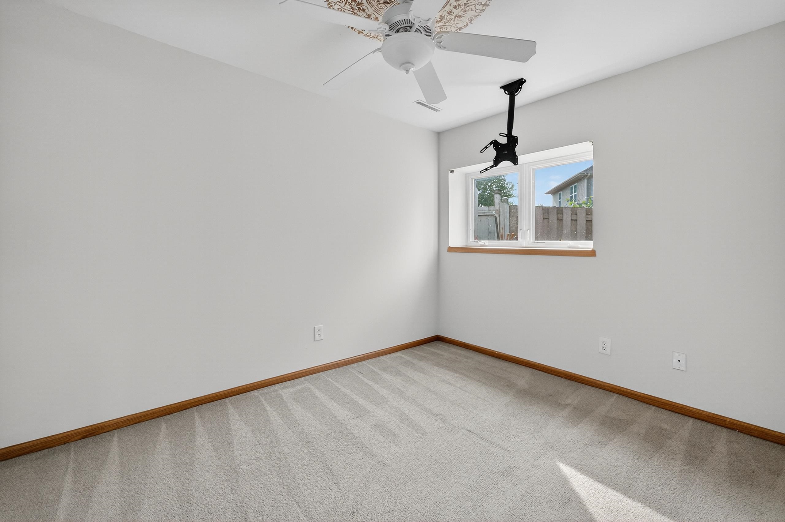 1077 Gas Light Drive