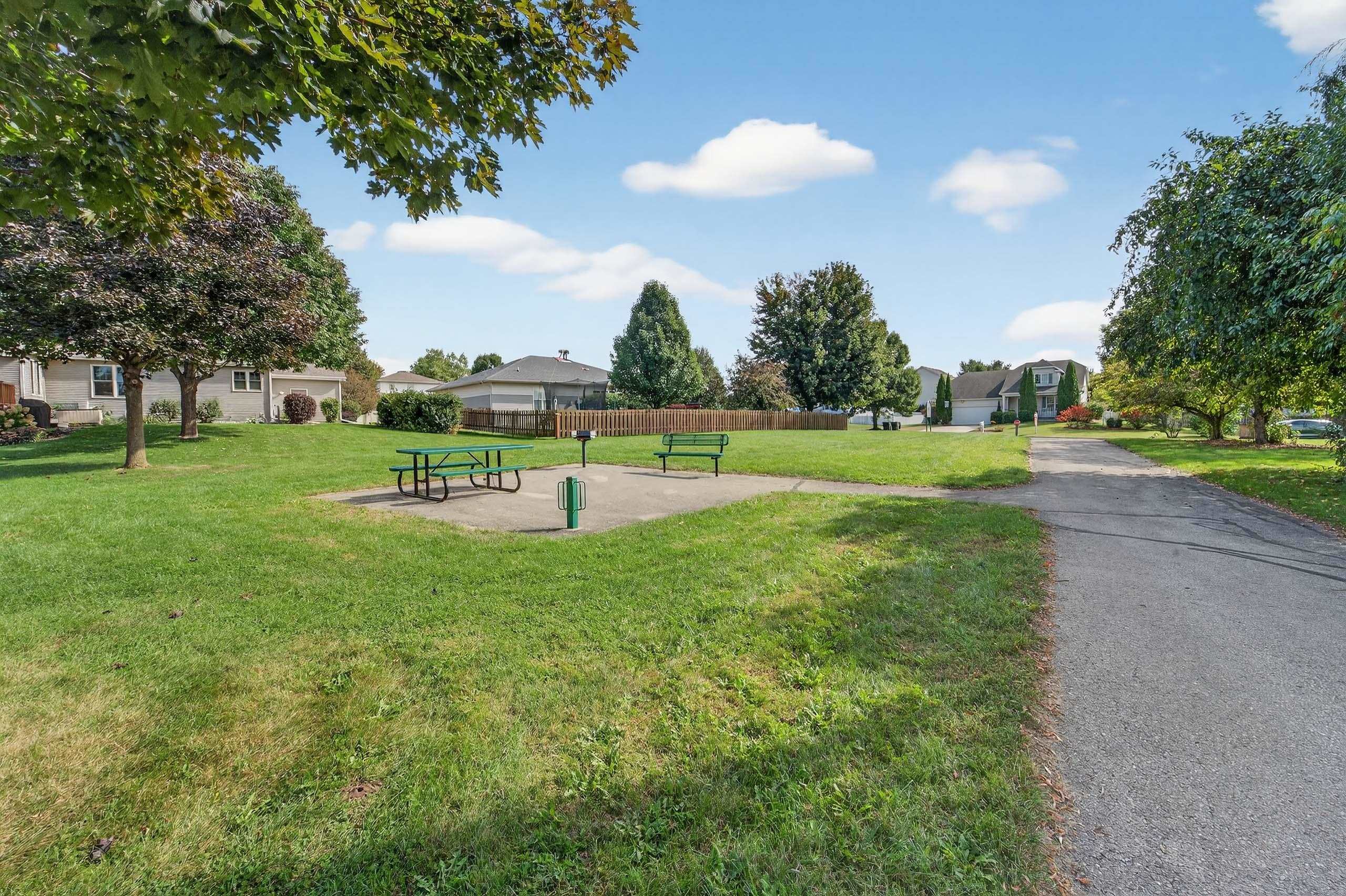 1077 Gas Light Drive