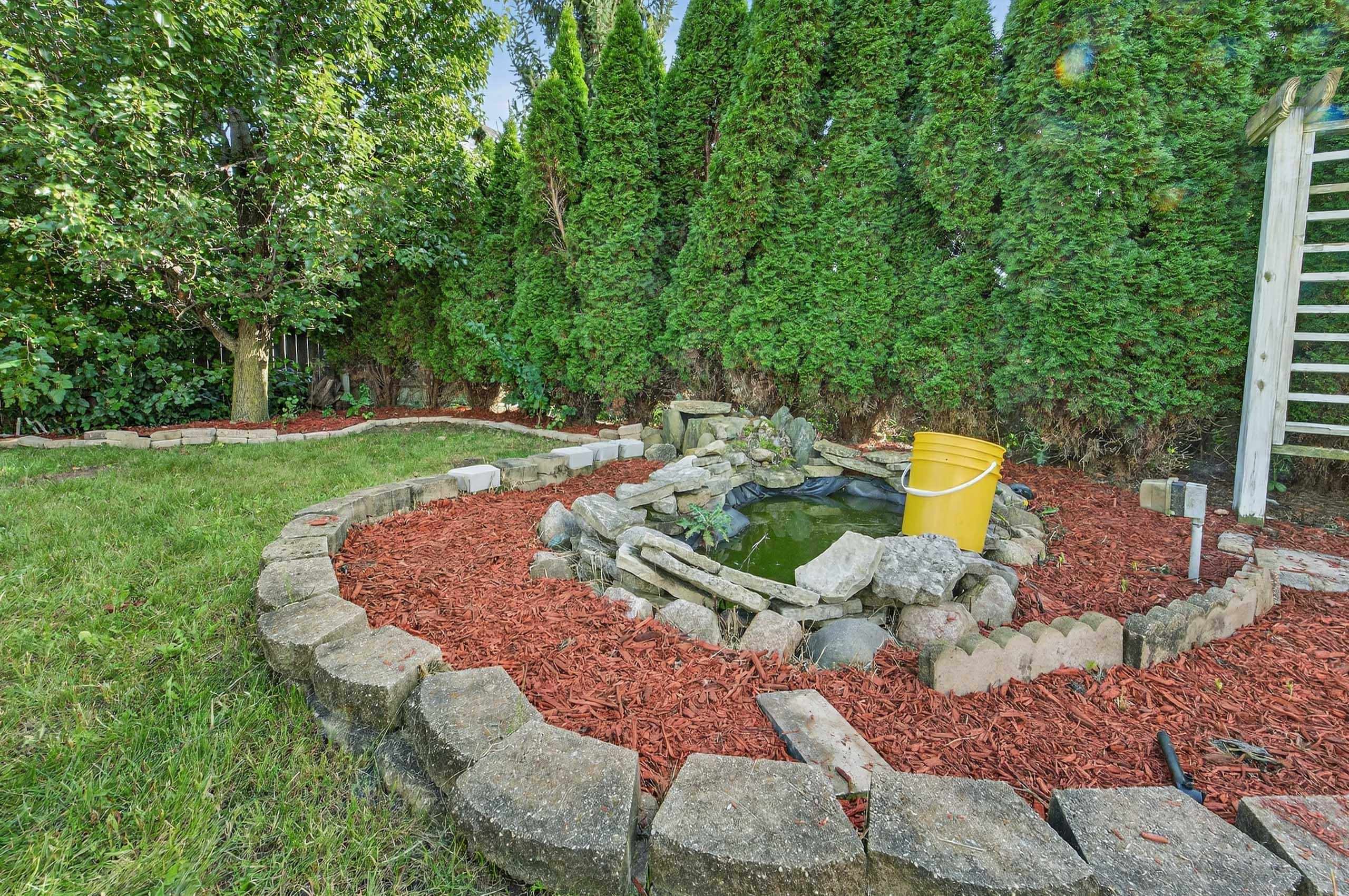 1077 Gas Light Drive