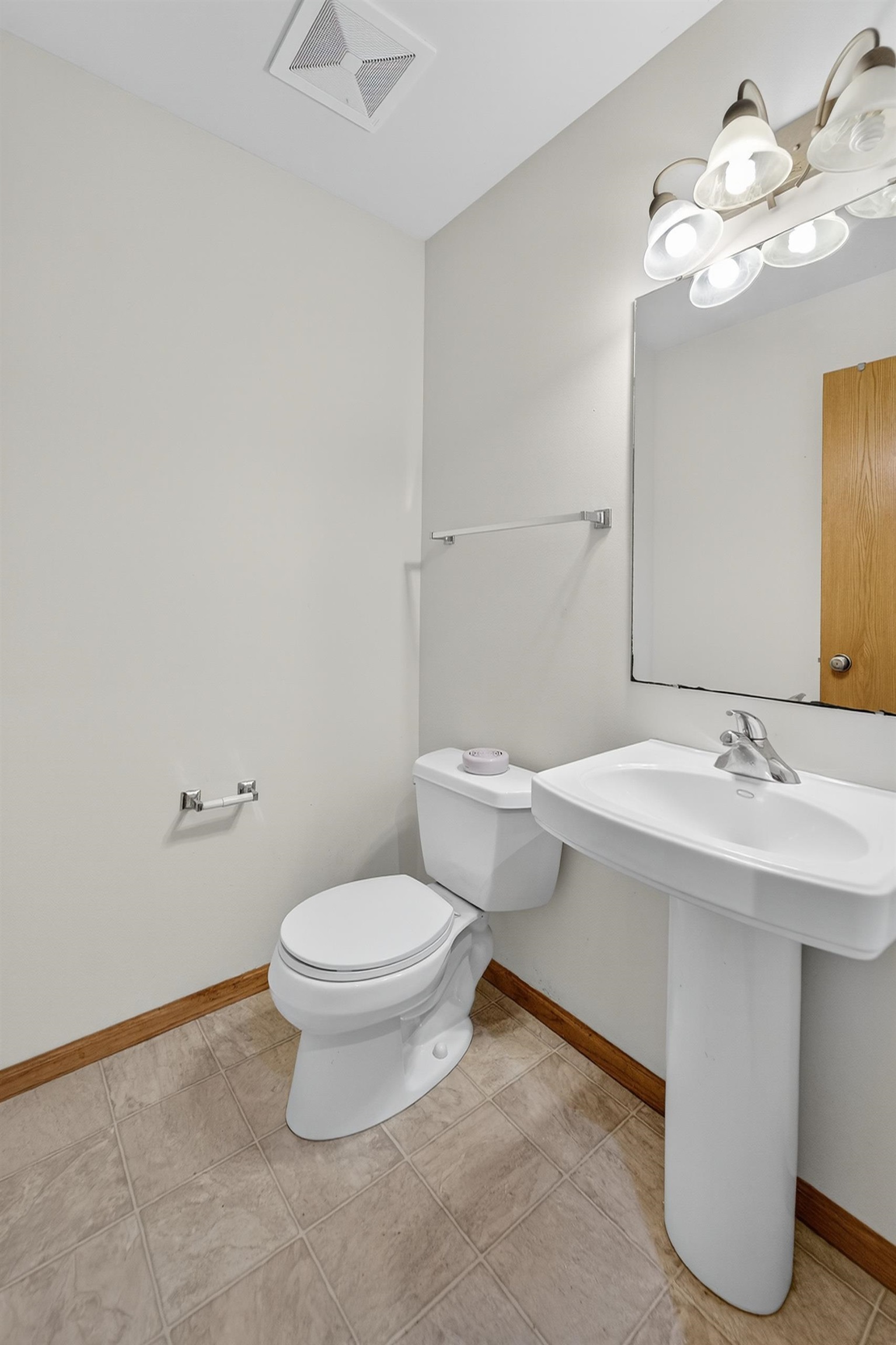 1077 Gas Light Drive