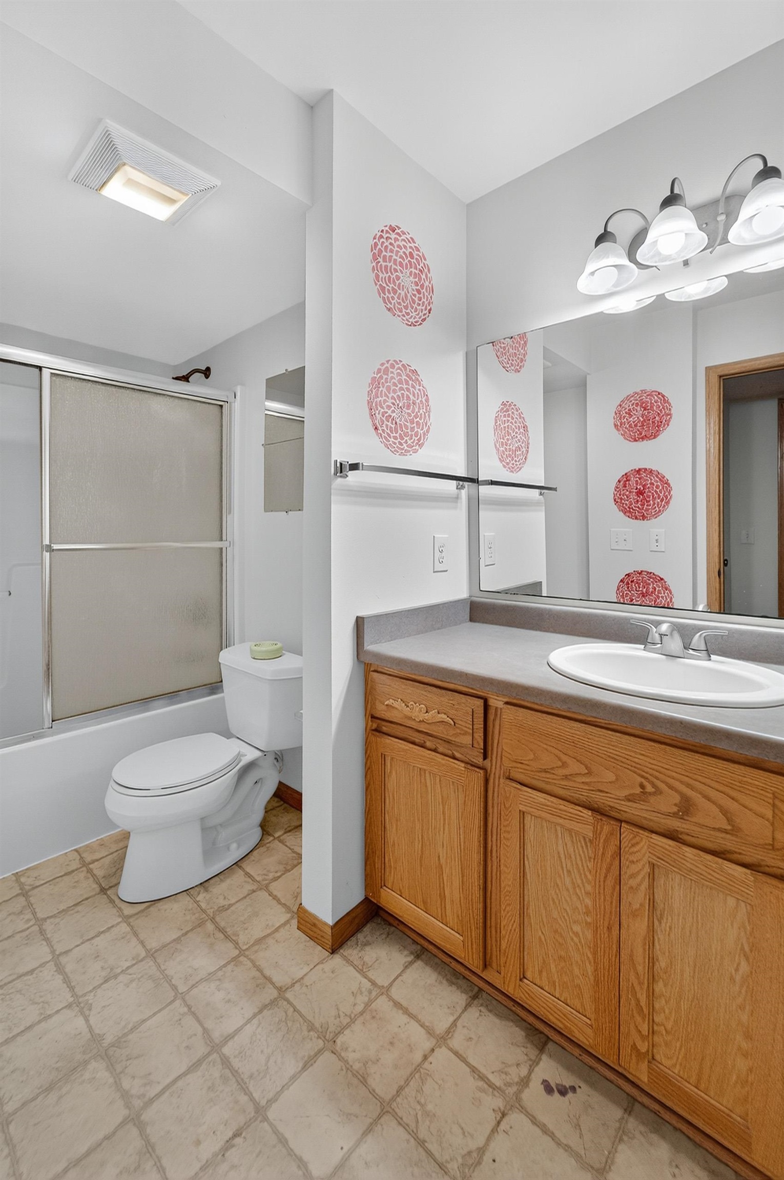 1077 Gas Light Drive