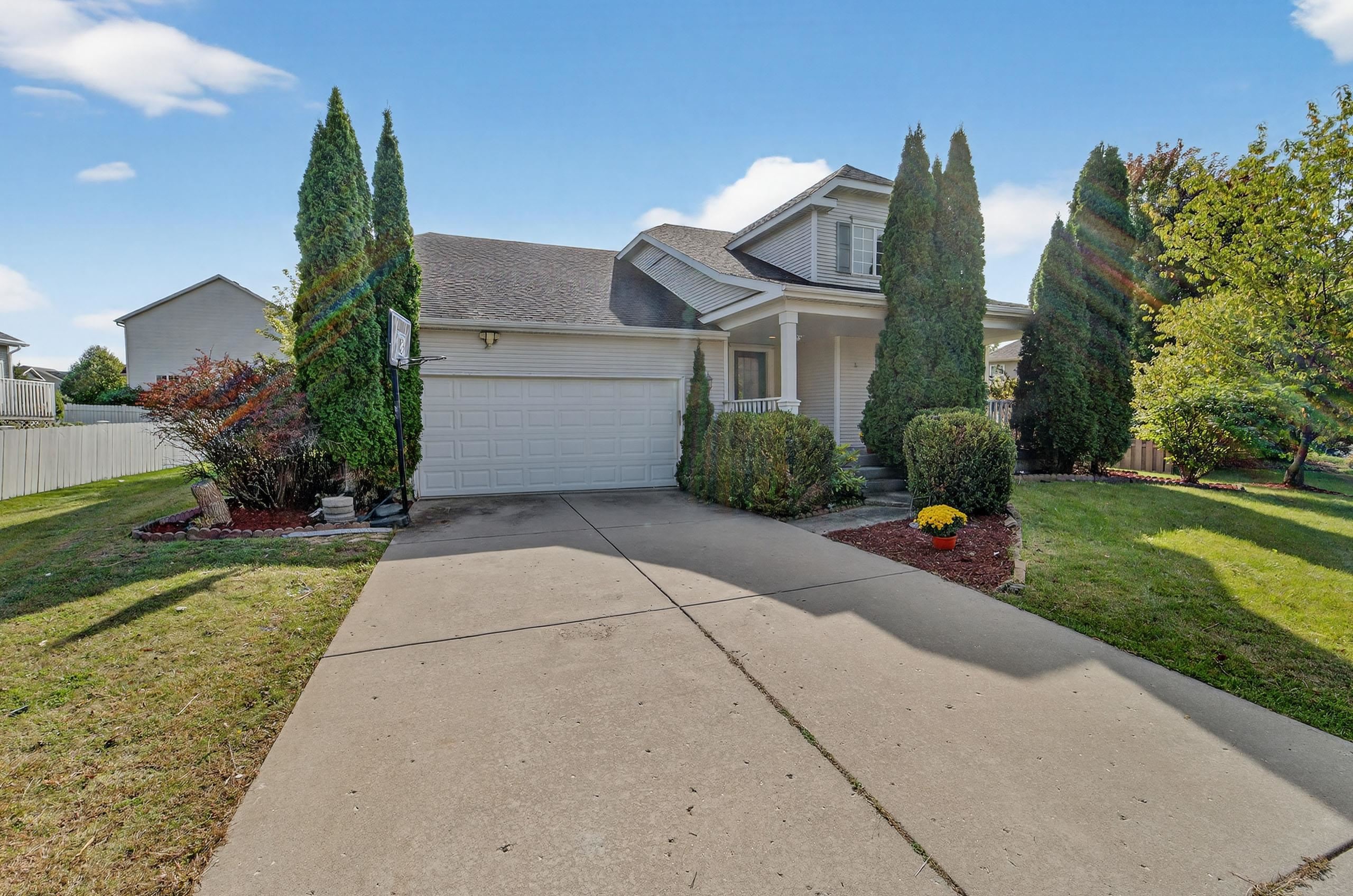 1077 Gas Light Drive