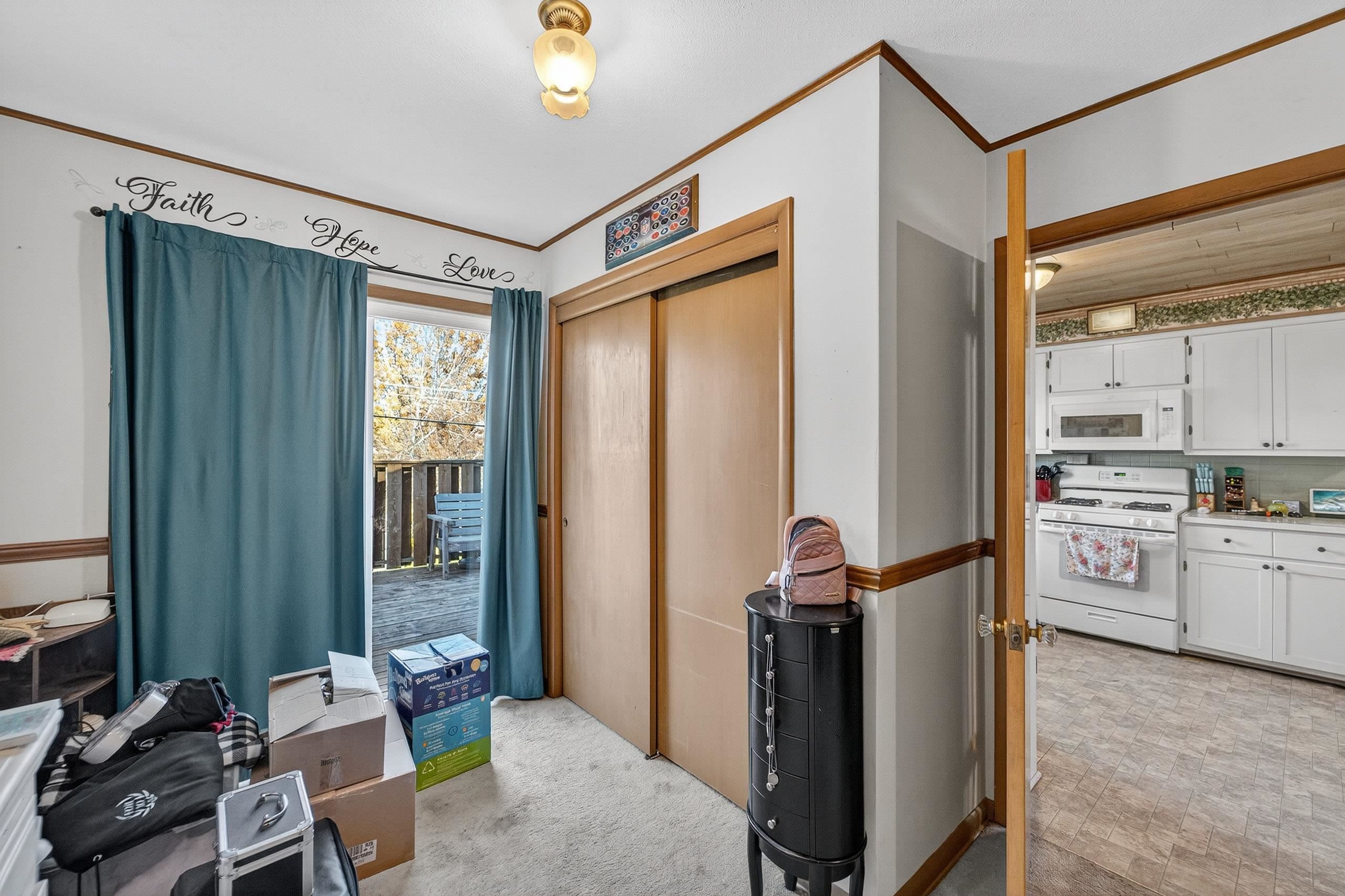 506 W Division Street