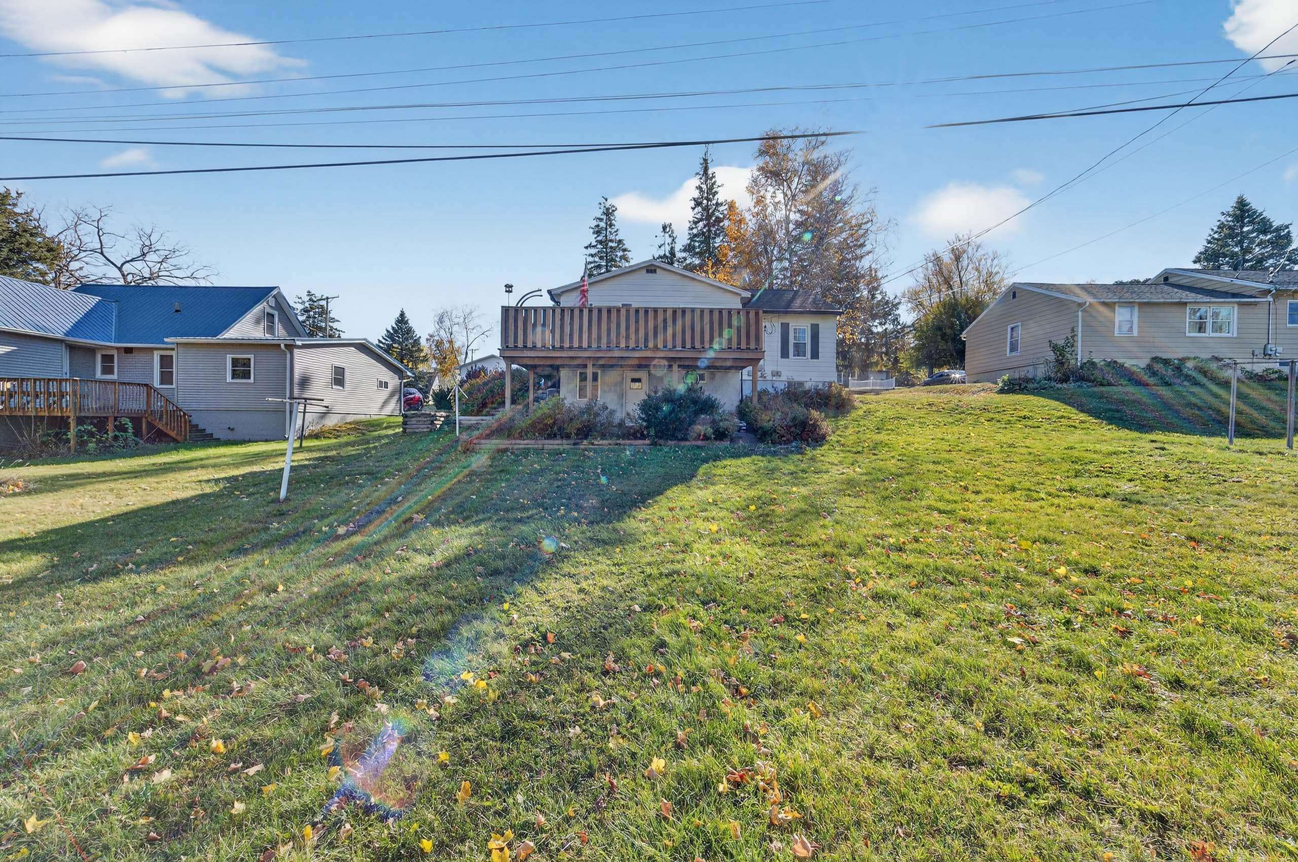 506 W Division Street