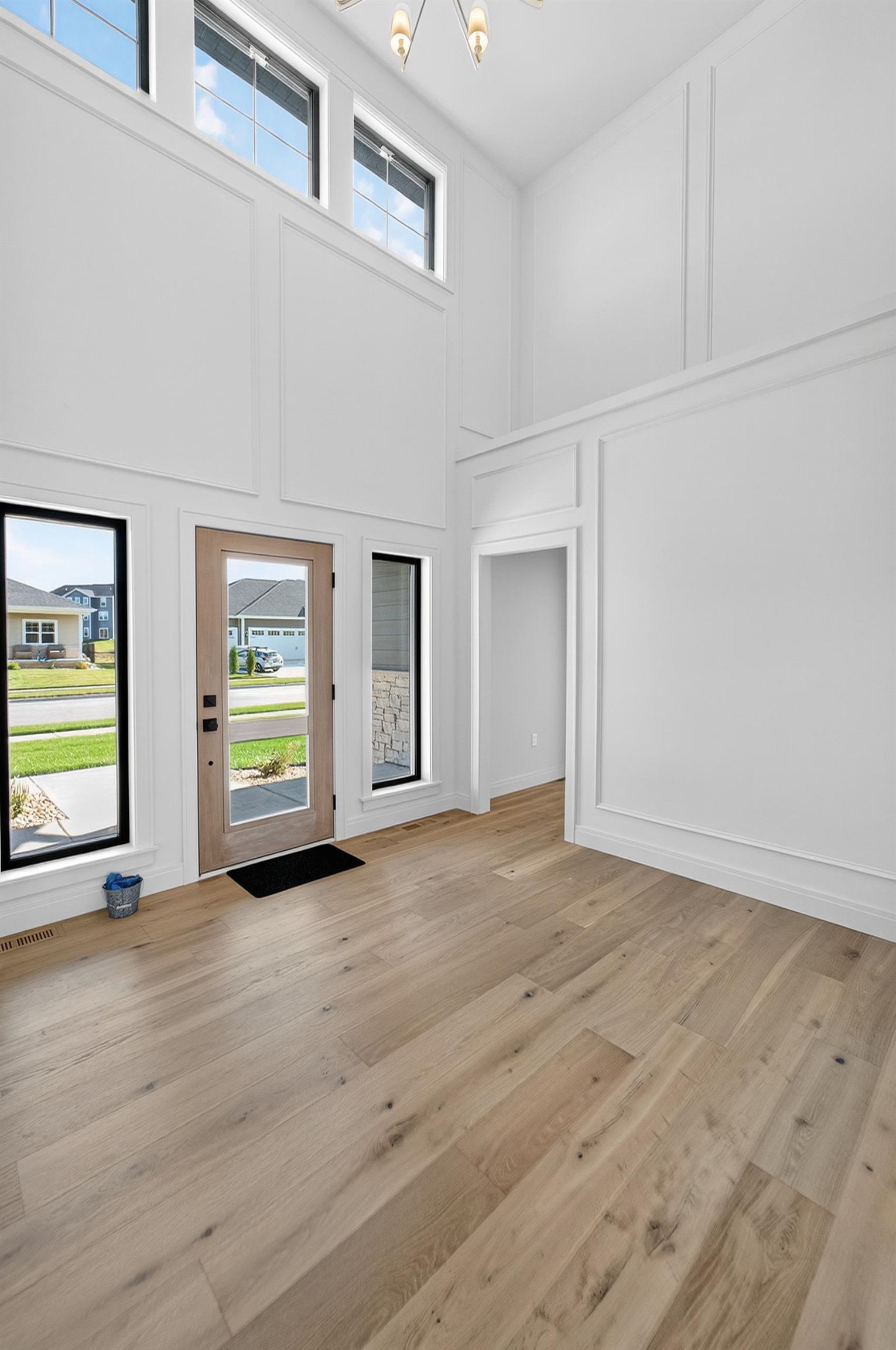 1438 Greenleaf Court