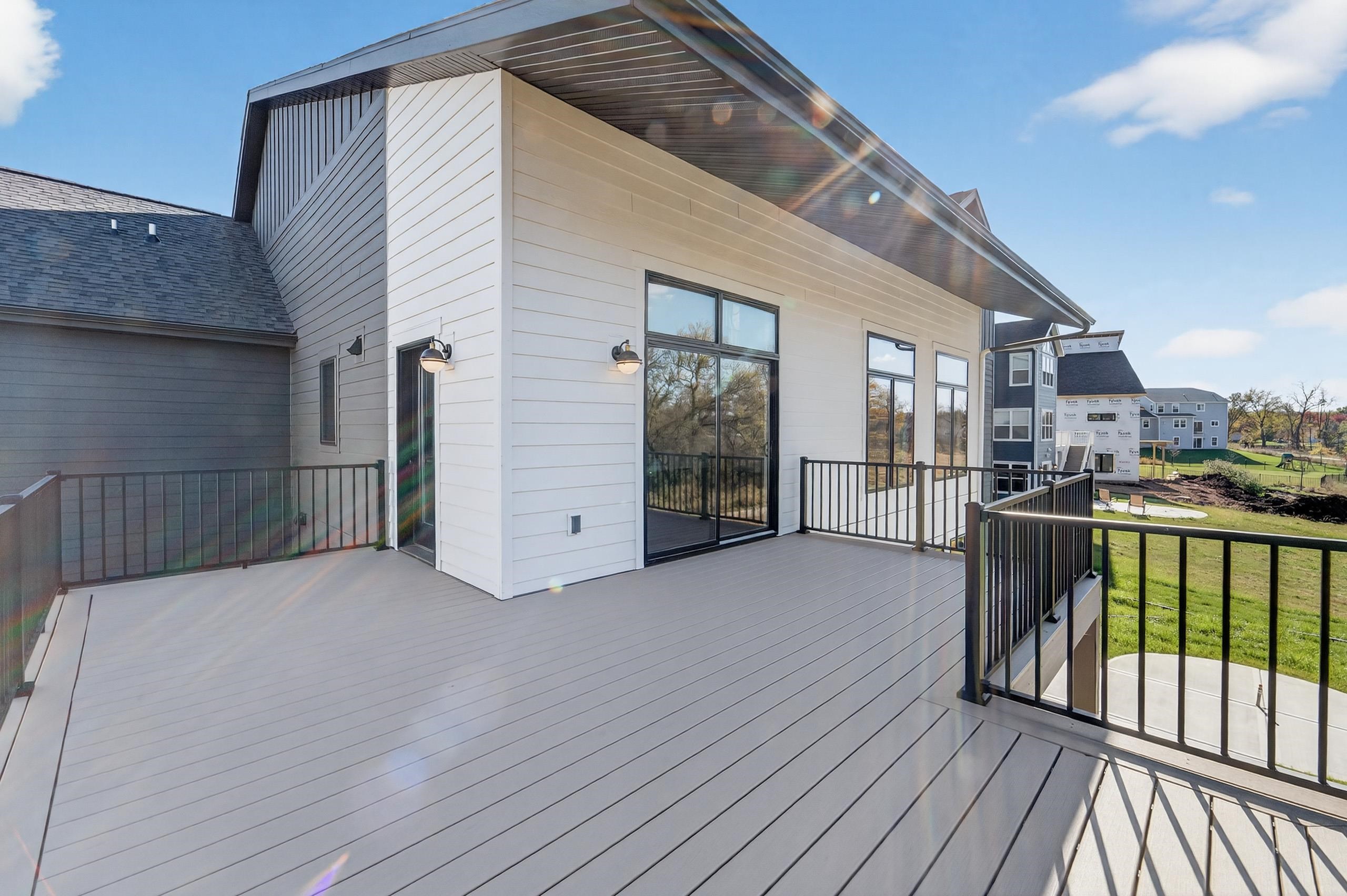 1438 Greenleaf Court