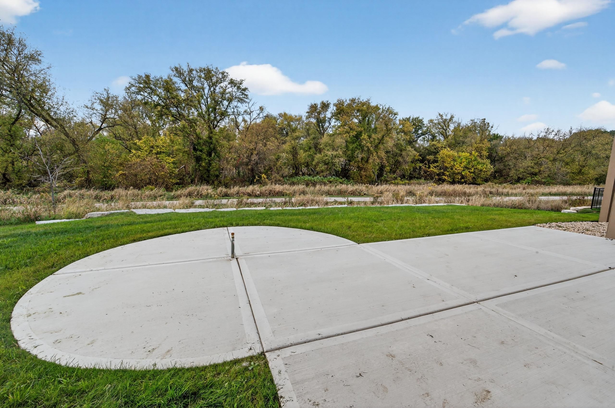 1438 Greenleaf Court