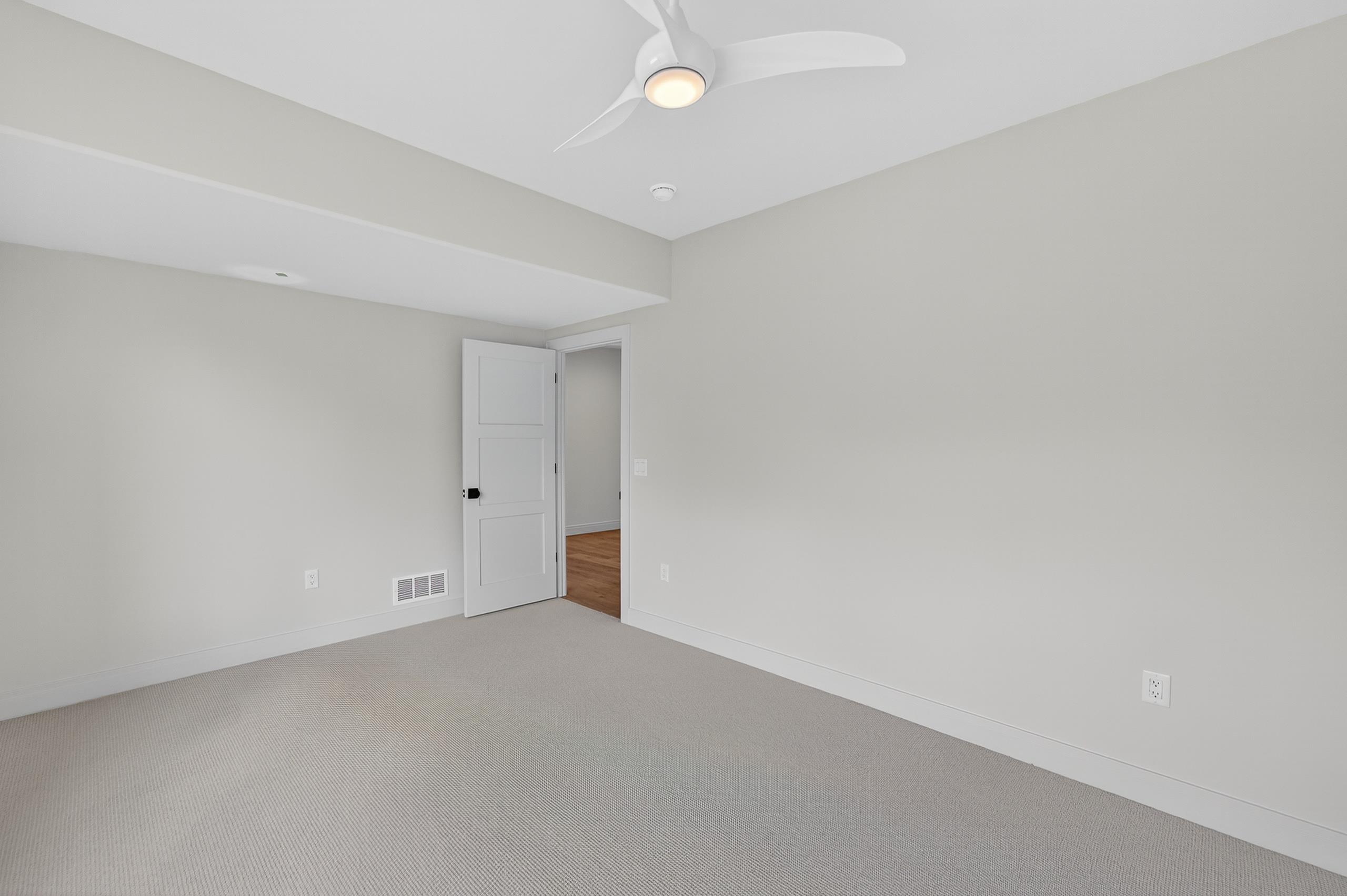 1438 Greenleaf Court