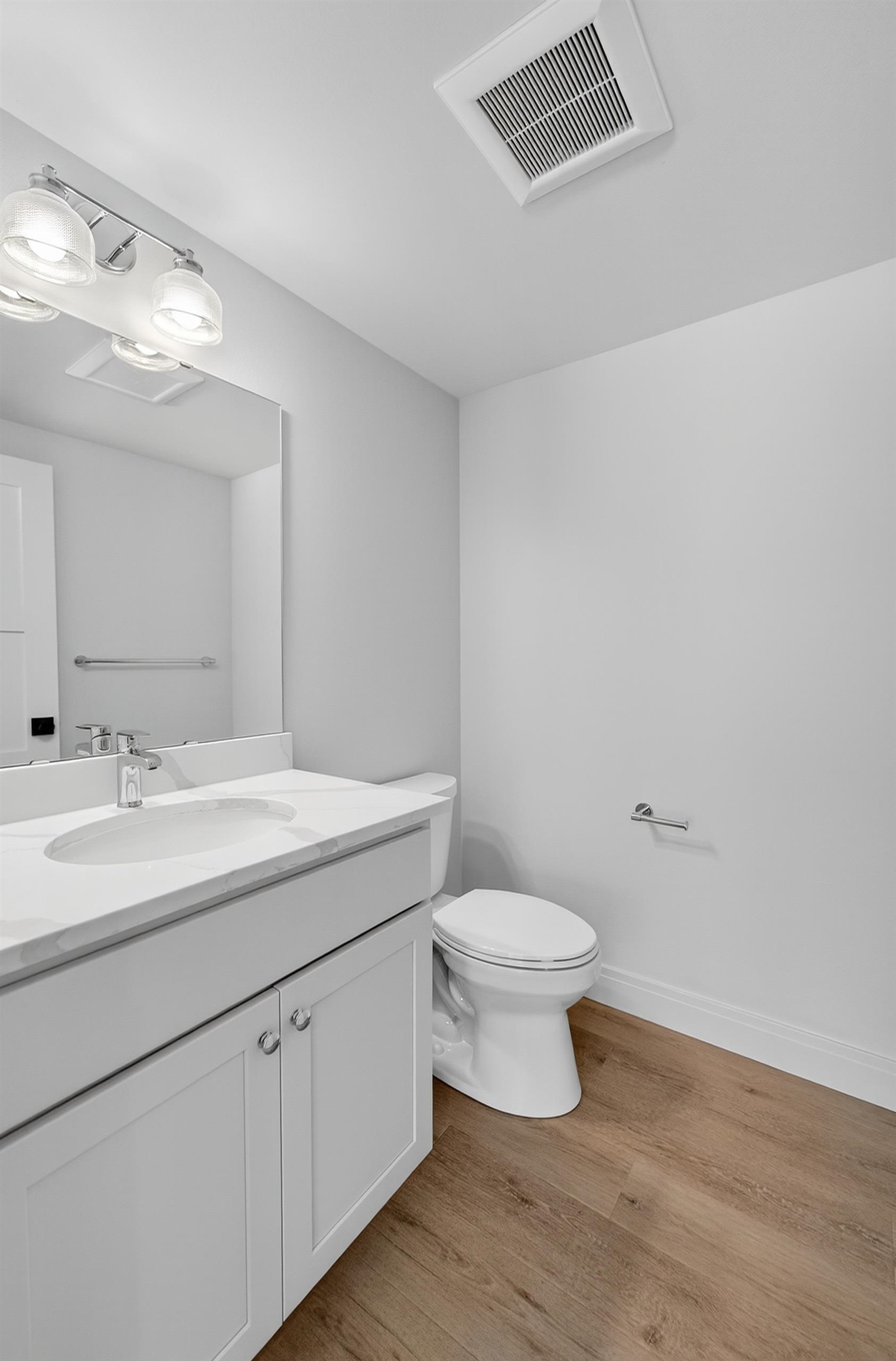 1438 Greenleaf Court