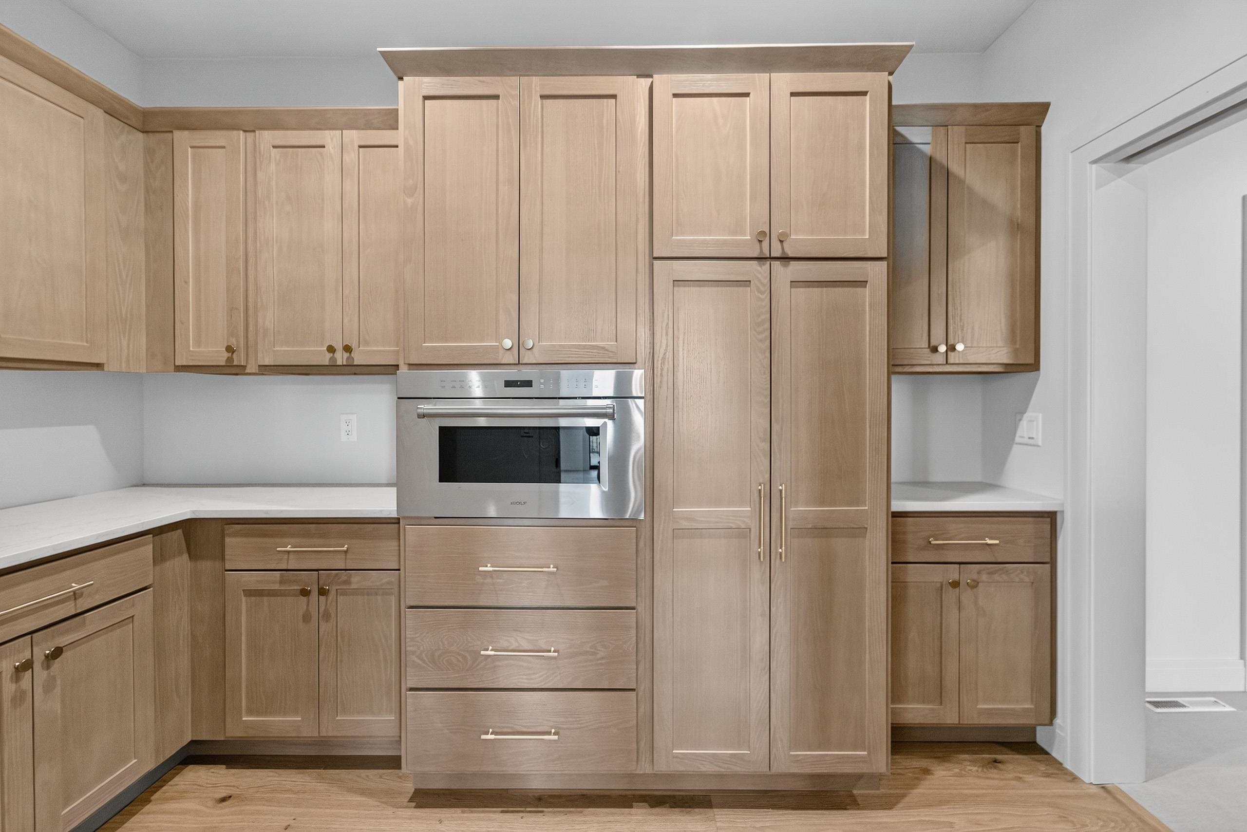 1438 Greenleaf Court