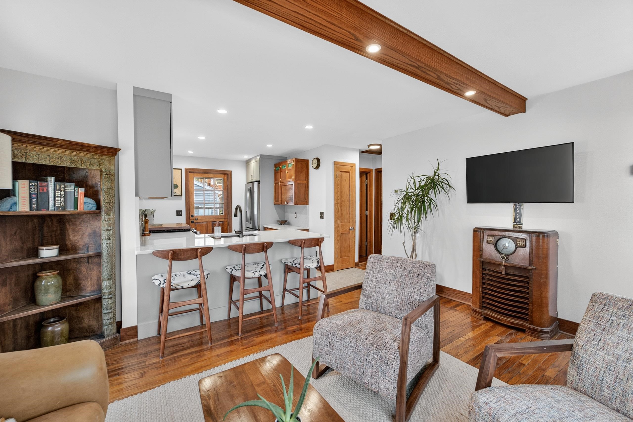 1845 Beld Street