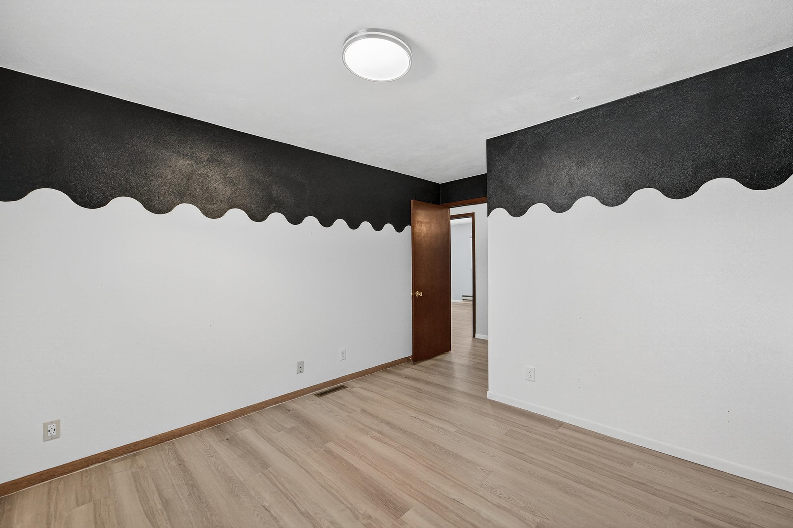 122 Hillside Circle