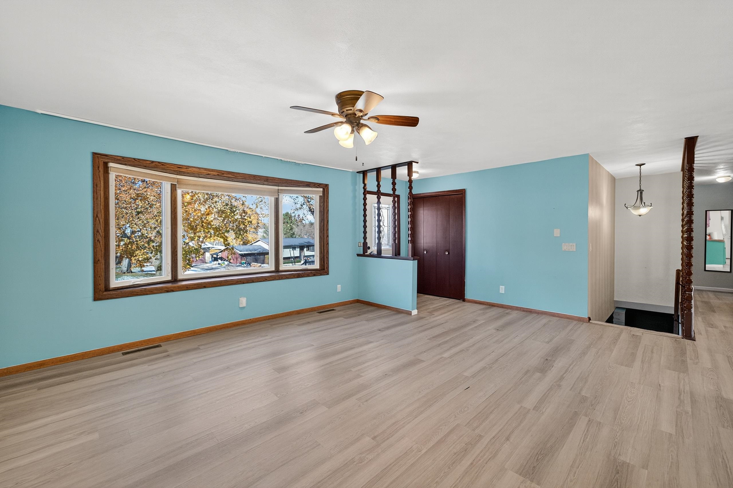 122 Hillside Circle