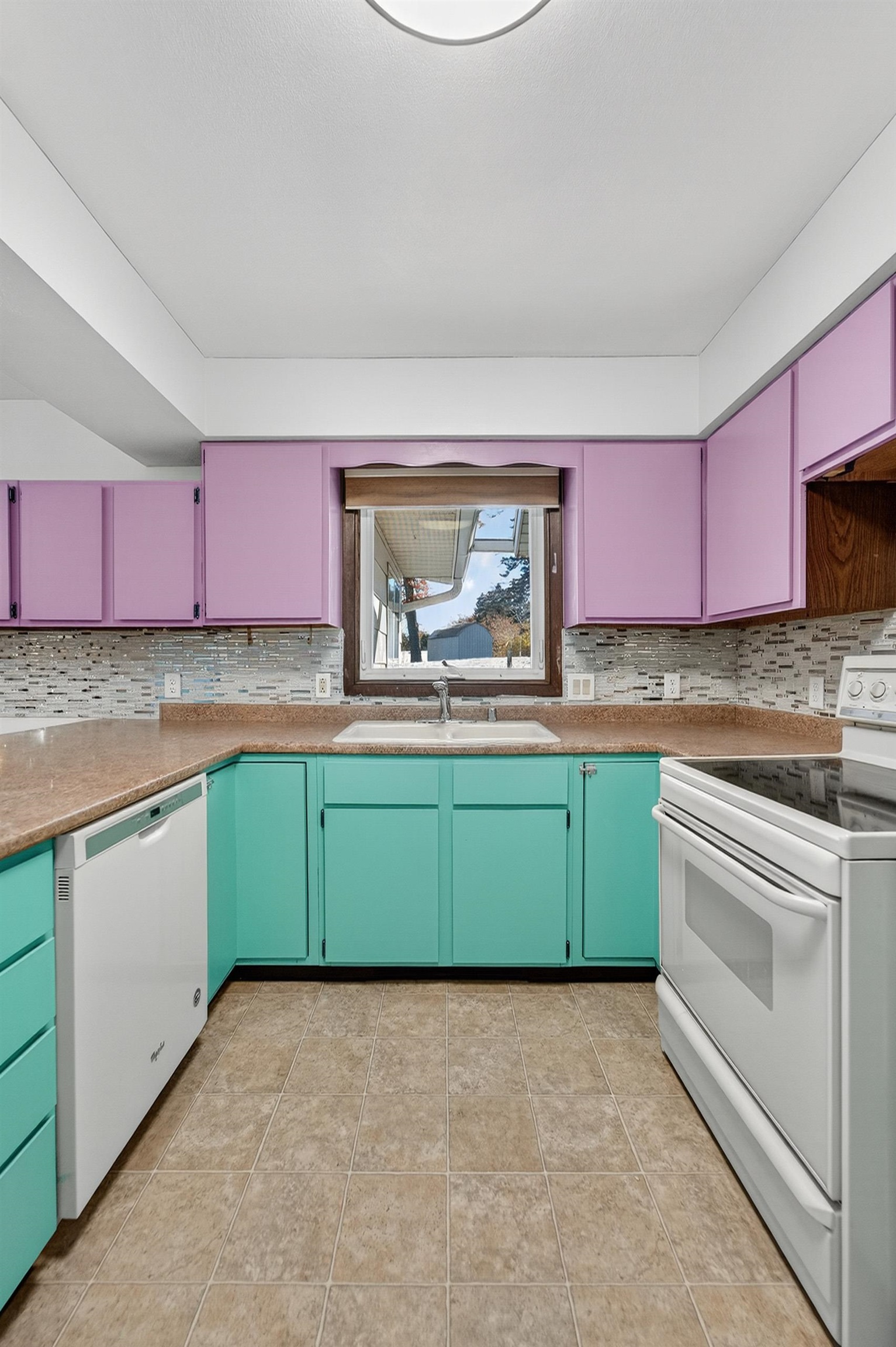 122 Hillside Circle
