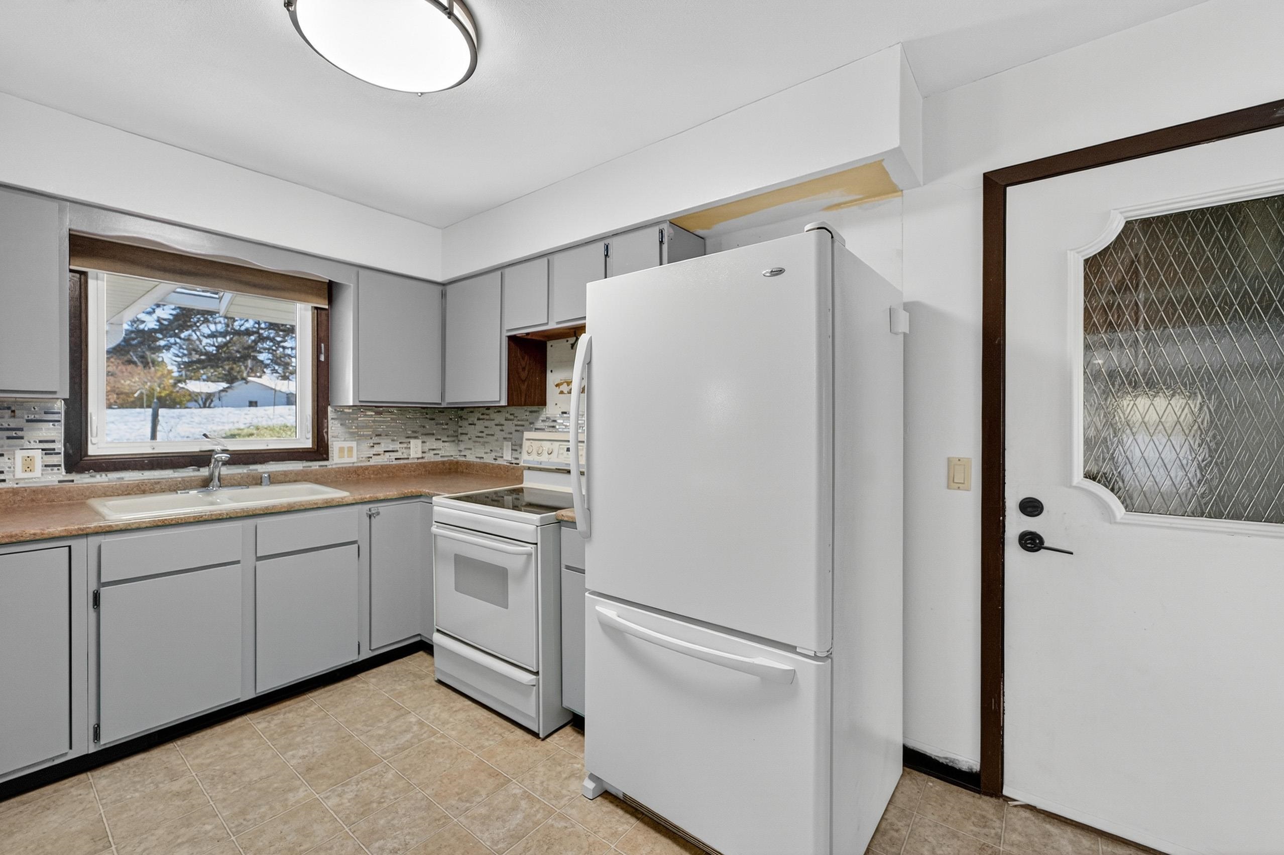 122 Hillside Circle
