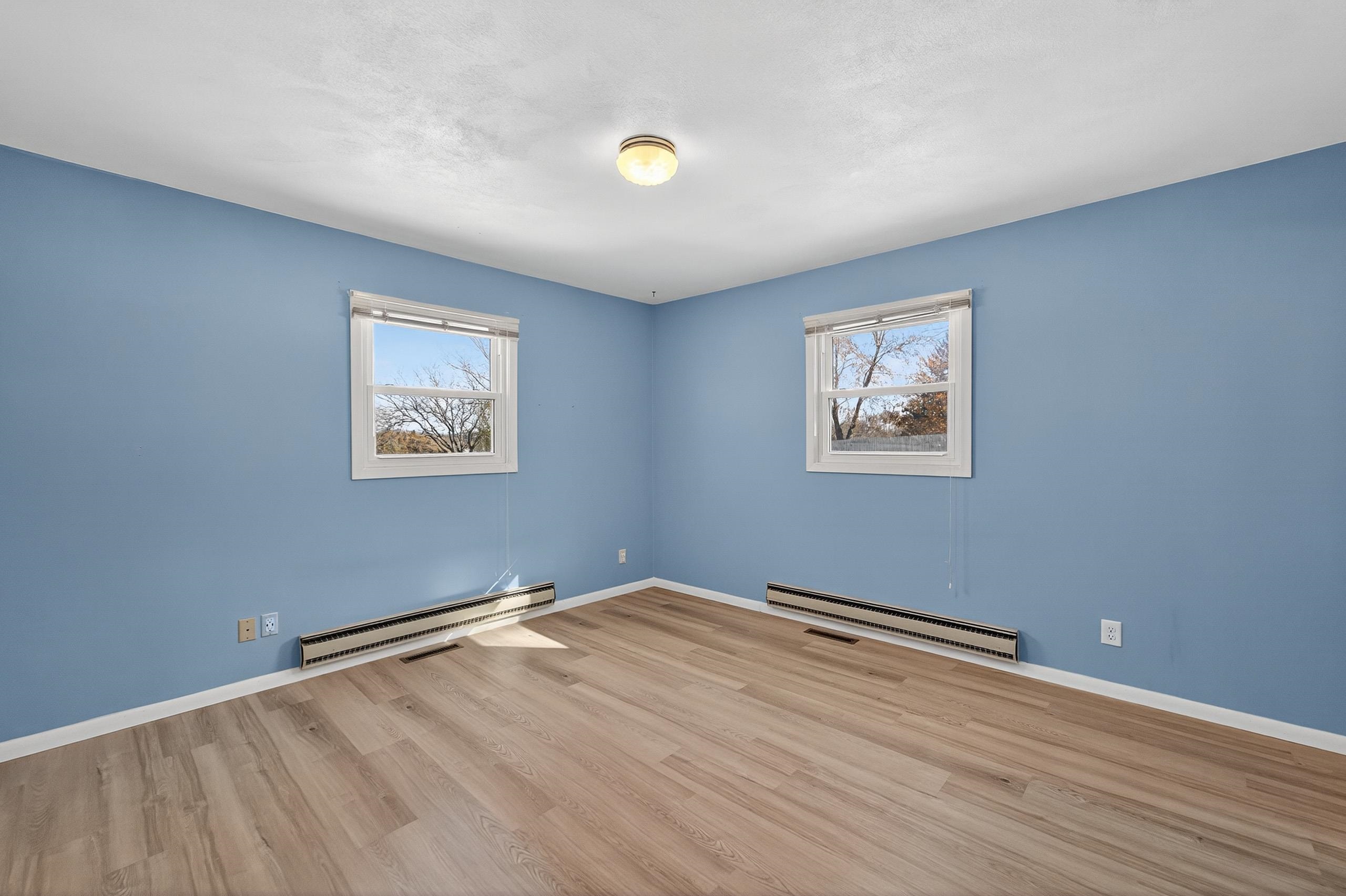 122 Hillside Circle